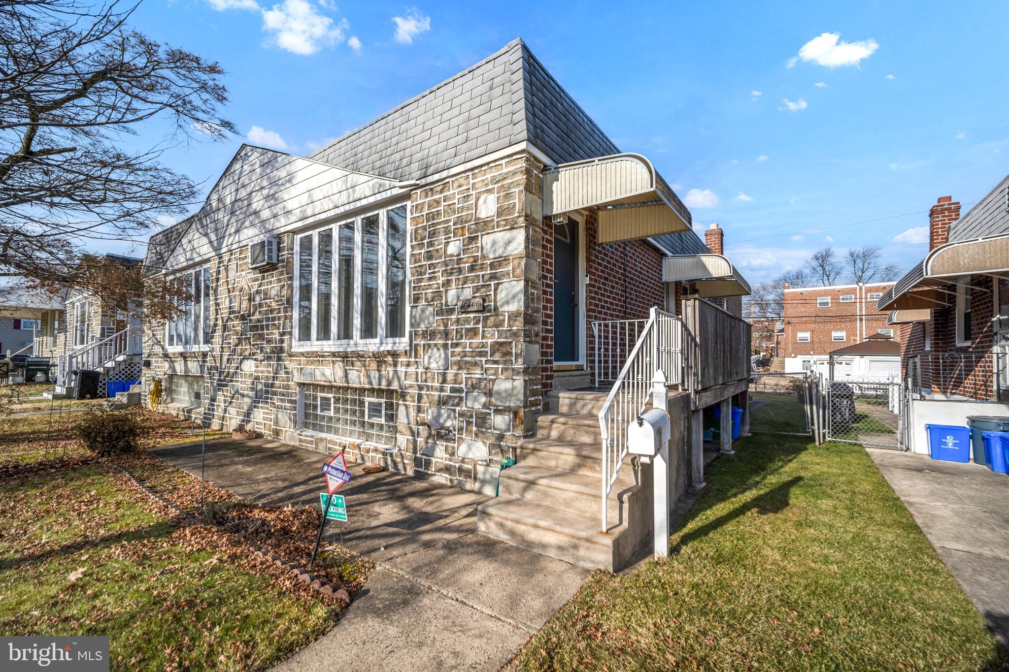 SOMERTON - Residential