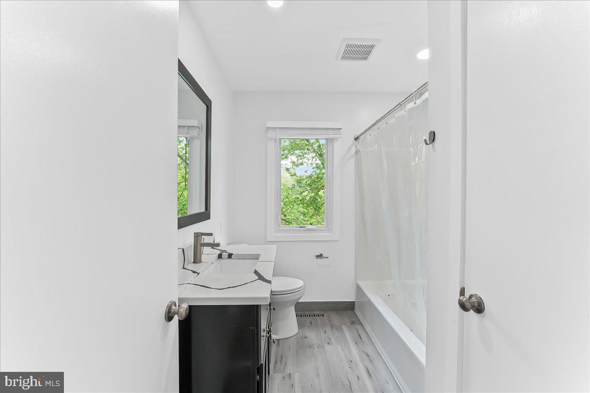 SOUTHPOINT - Residential