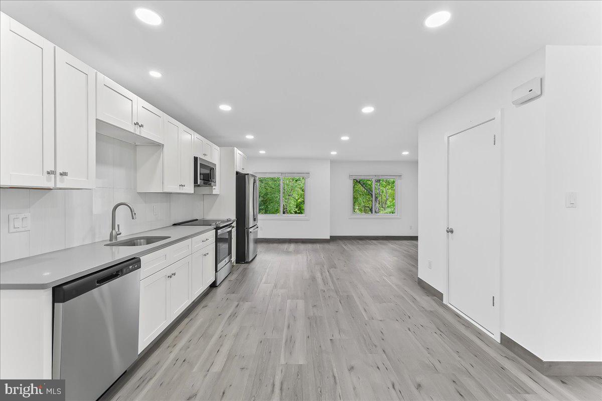 SOUTHPOINT - Residential