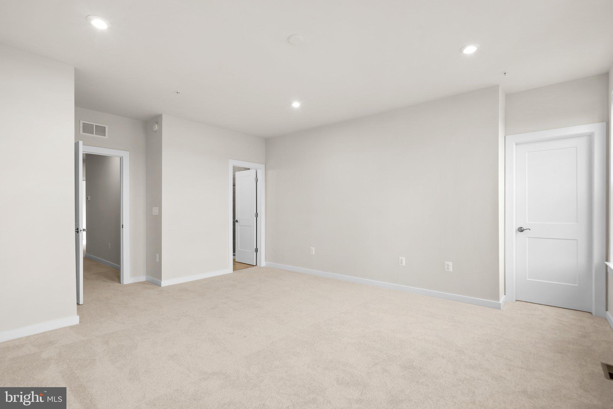 MANASSAS PARK VILLAGE - Residential