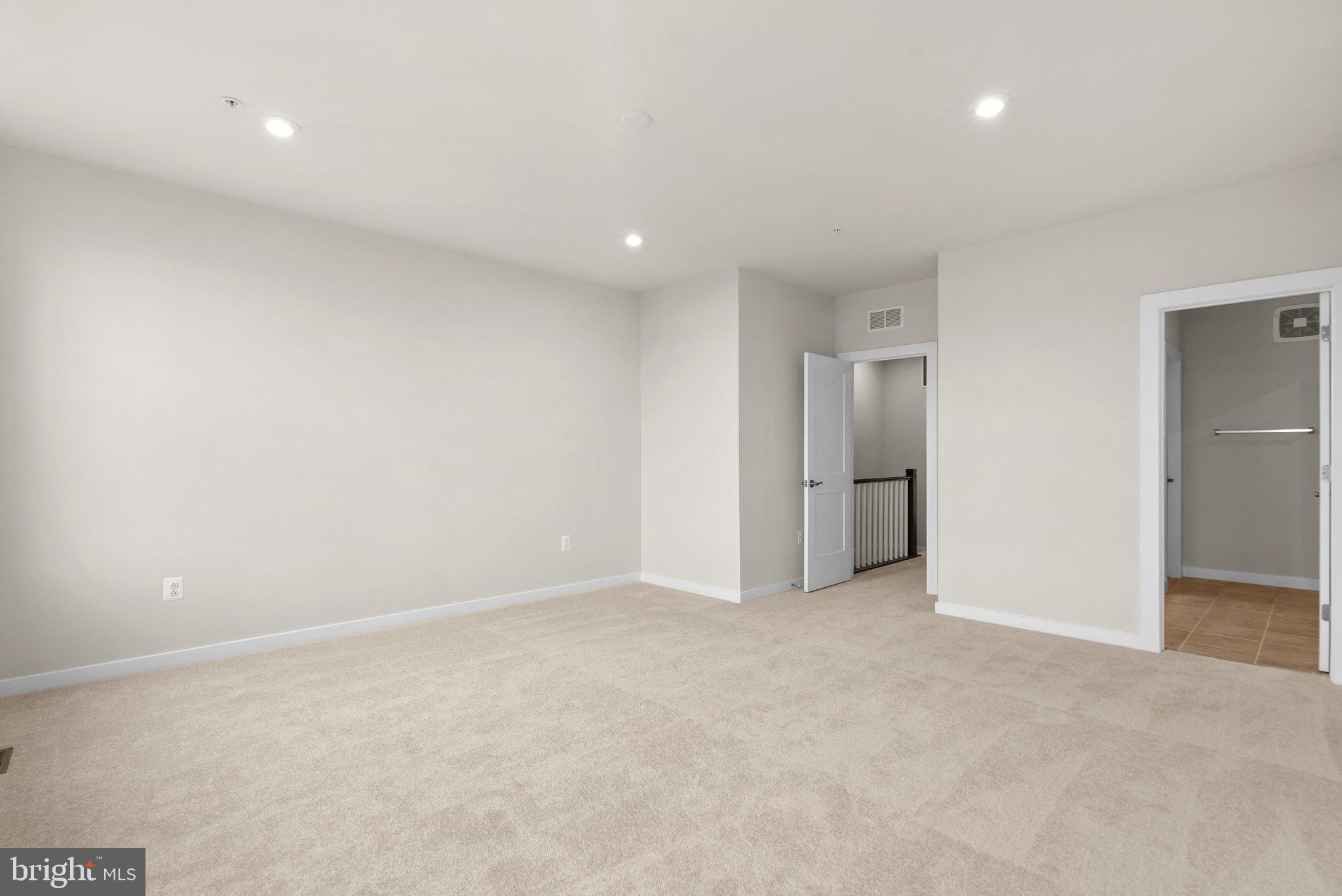 MANASSAS PARK VILLAGE - Residential