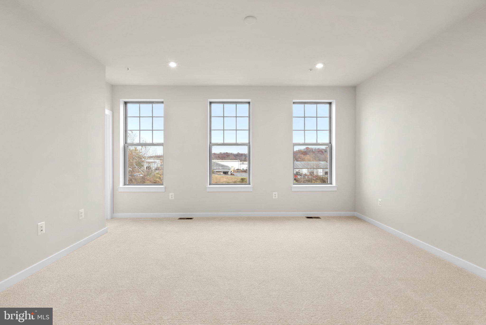 MANASSAS PARK VILLAGE - Residential