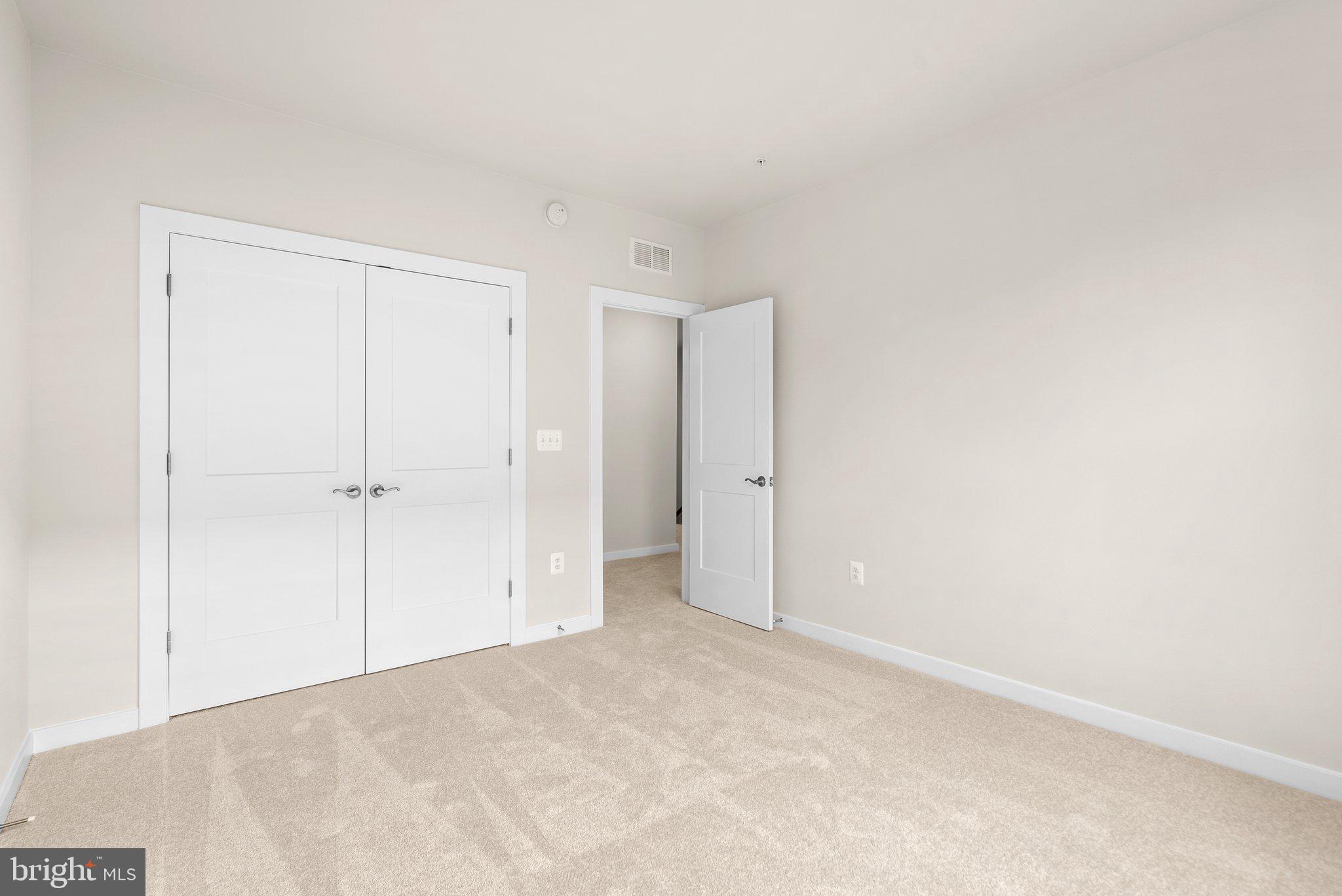 MANASSAS PARK VILLAGE - Residential