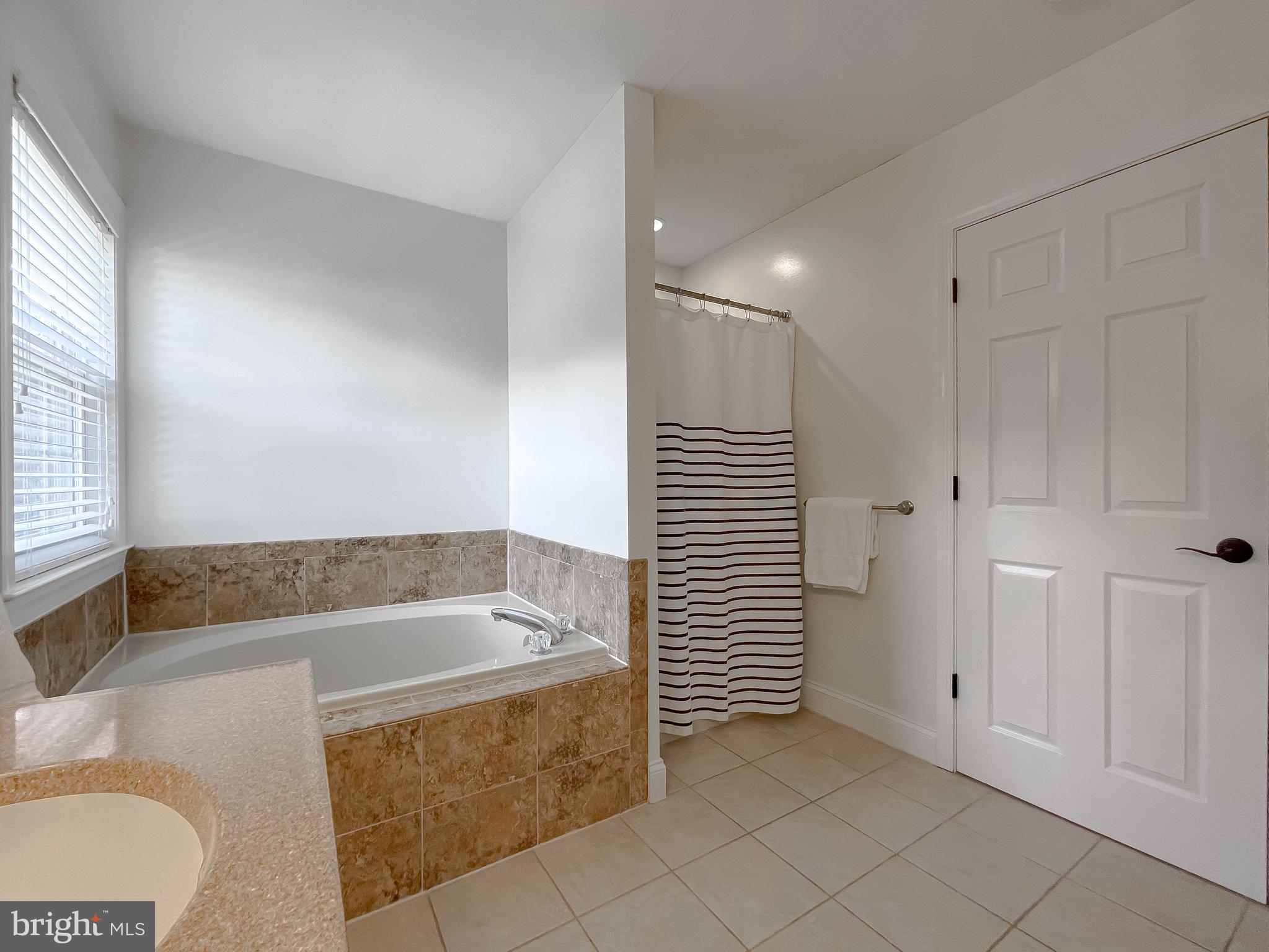 ARROWHEAD - Residential