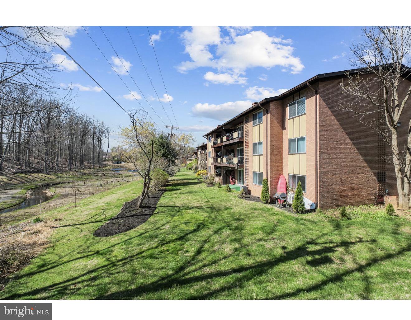 MOSBY WOODS GARDEN - Residential