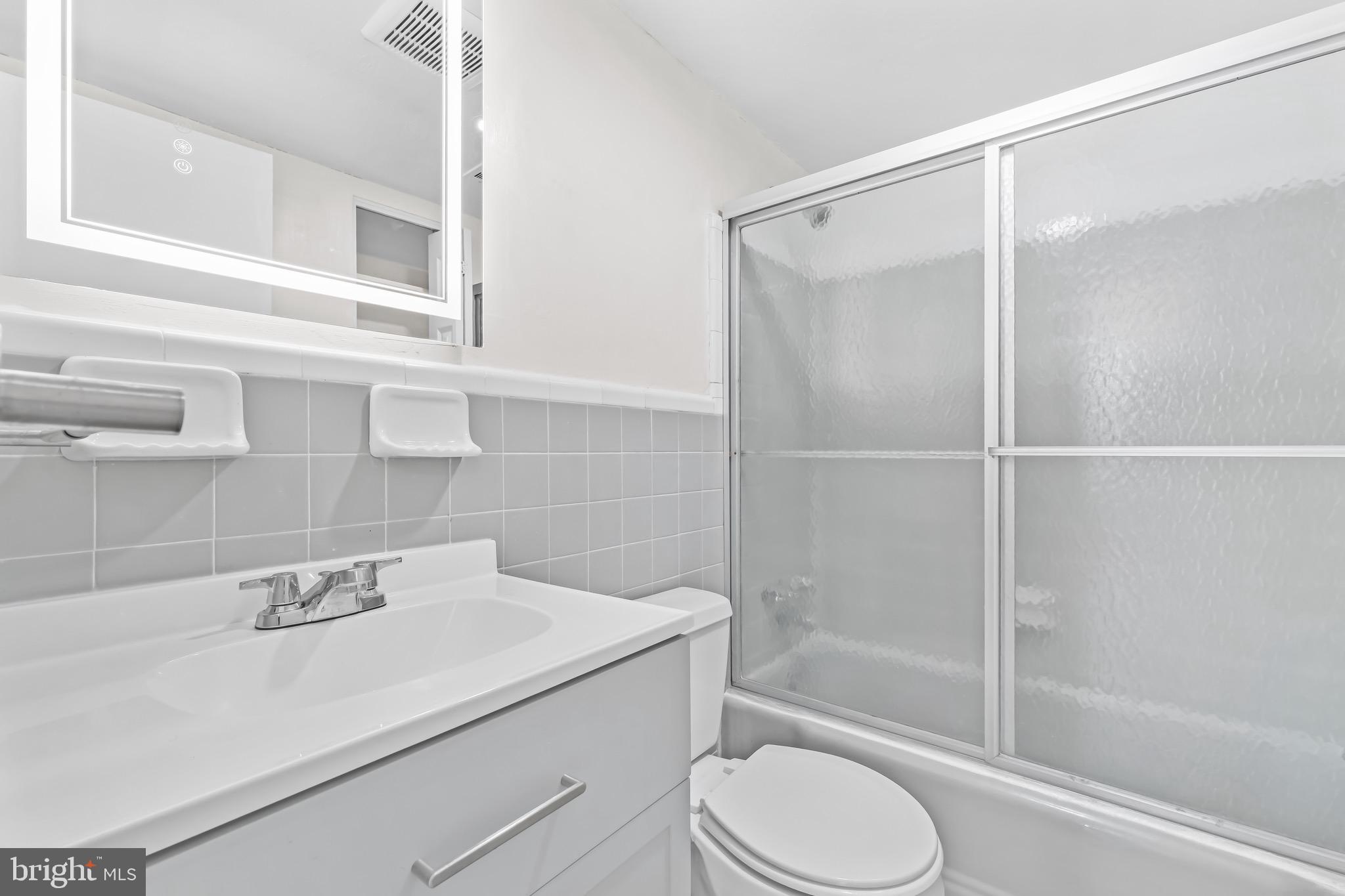 MOSBY WOODS GARDEN - Residential