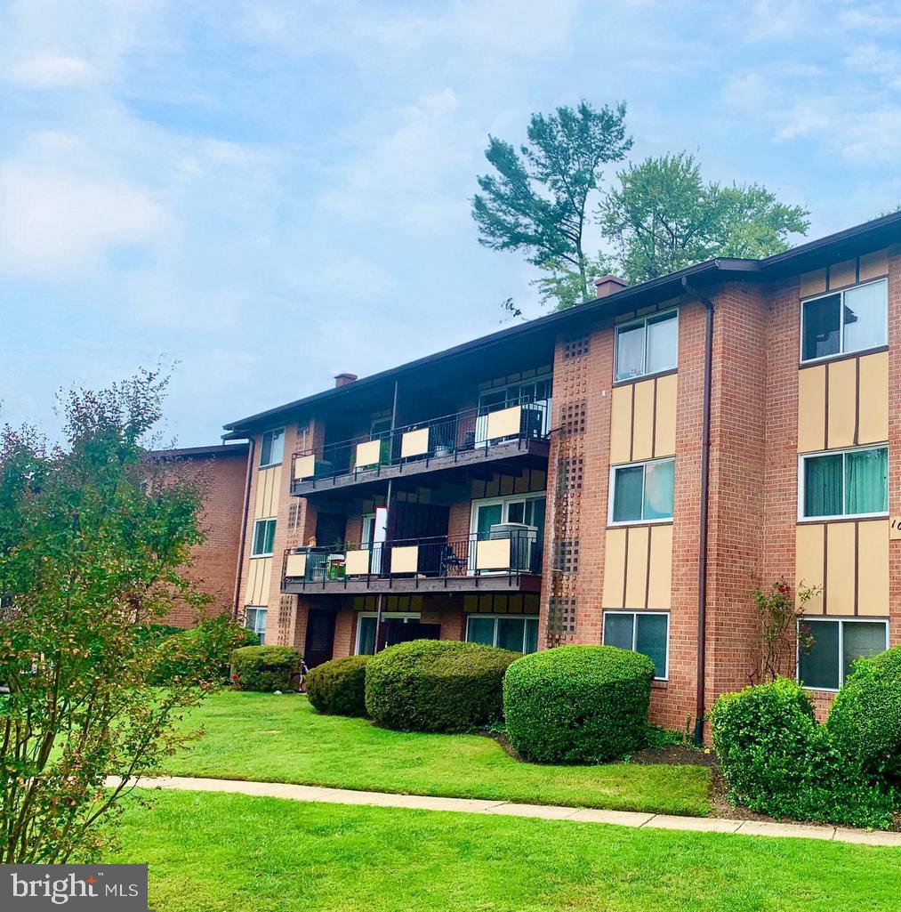 MOSBY WOODS GARDEN - Residential