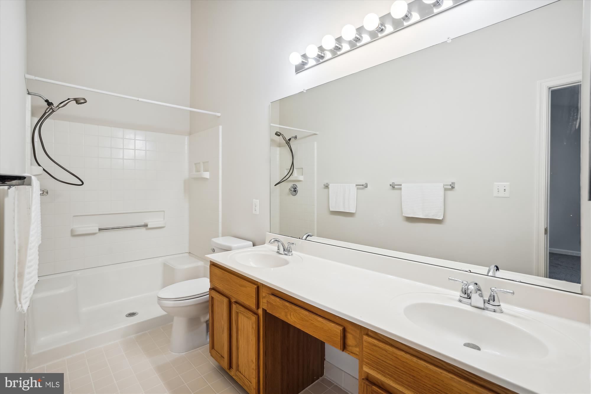 HARBOUR GATES - Residential Lease