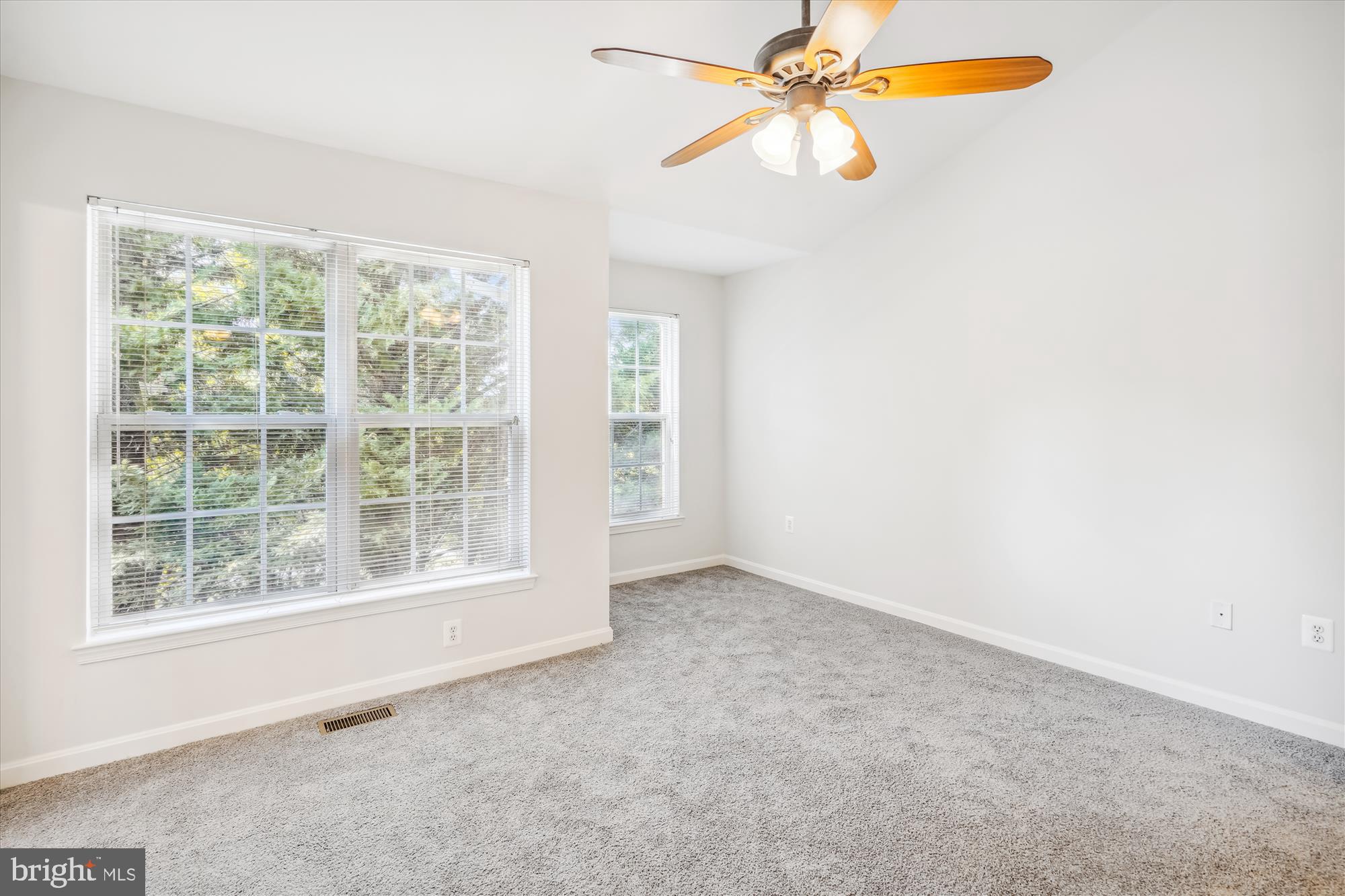 HARBOUR GATES - Residential Lease