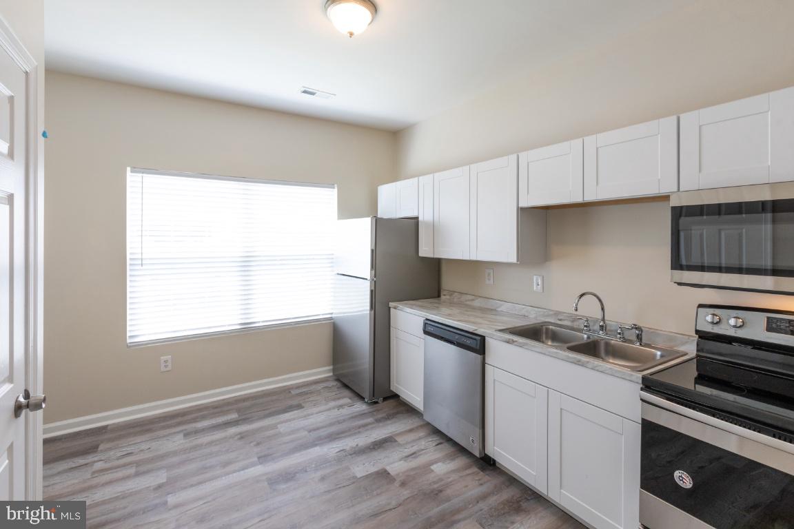 BROOKWOOD - Residential