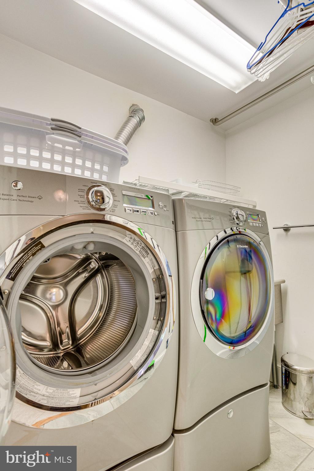 OLD TOWN ALEXANDRIA - Residential