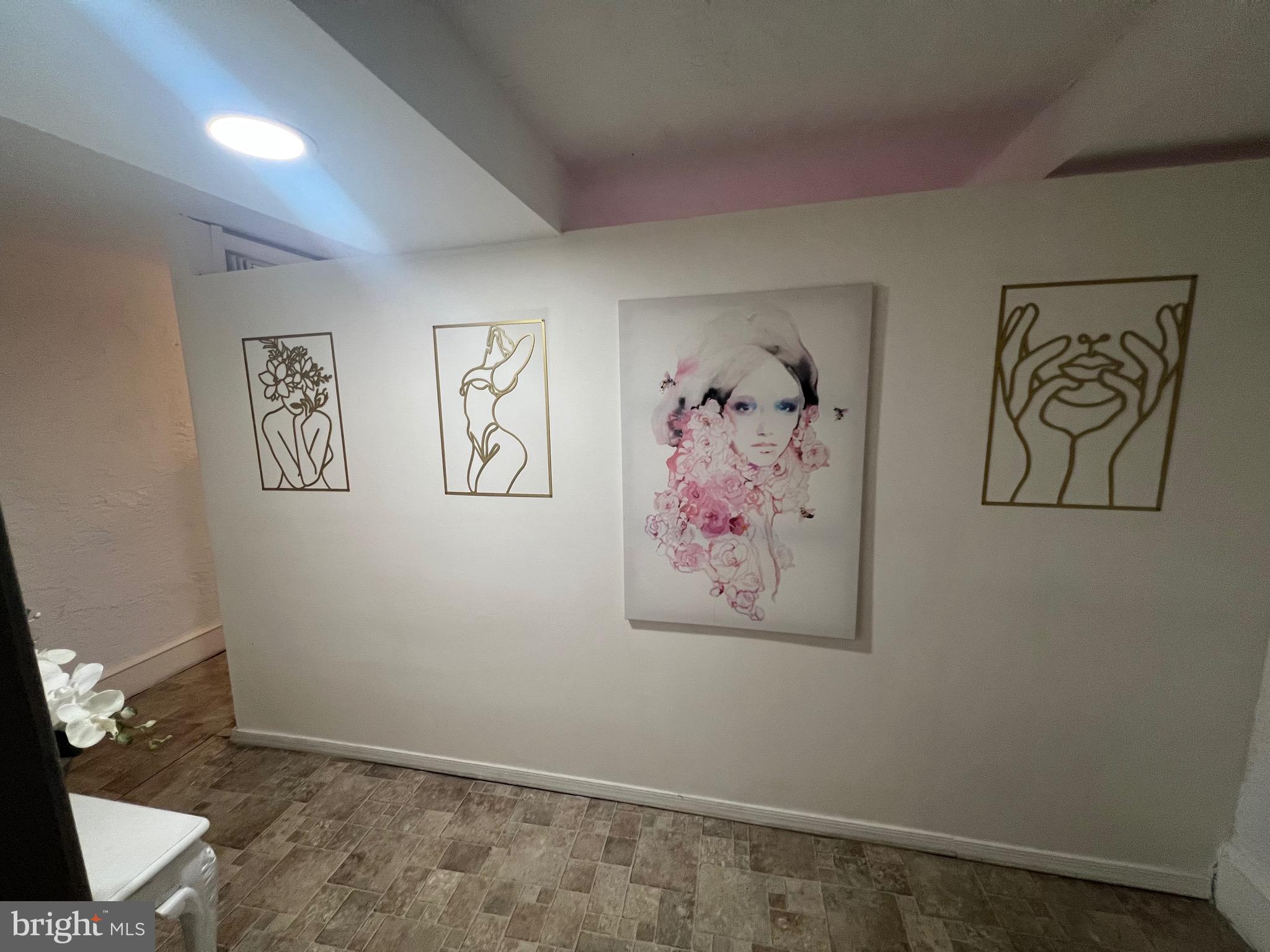 MAYFAIR - Residential