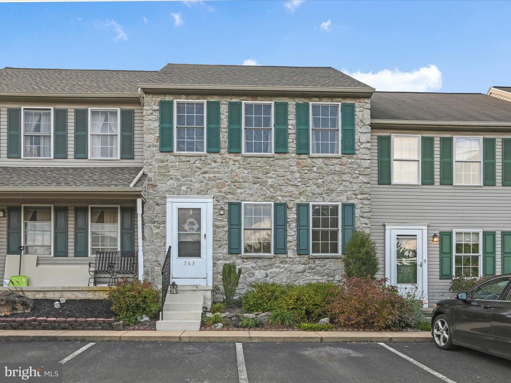 Photo of 763 Knoll Drive, Mount Joy, PA 17552 (MLS # PALA2041904)