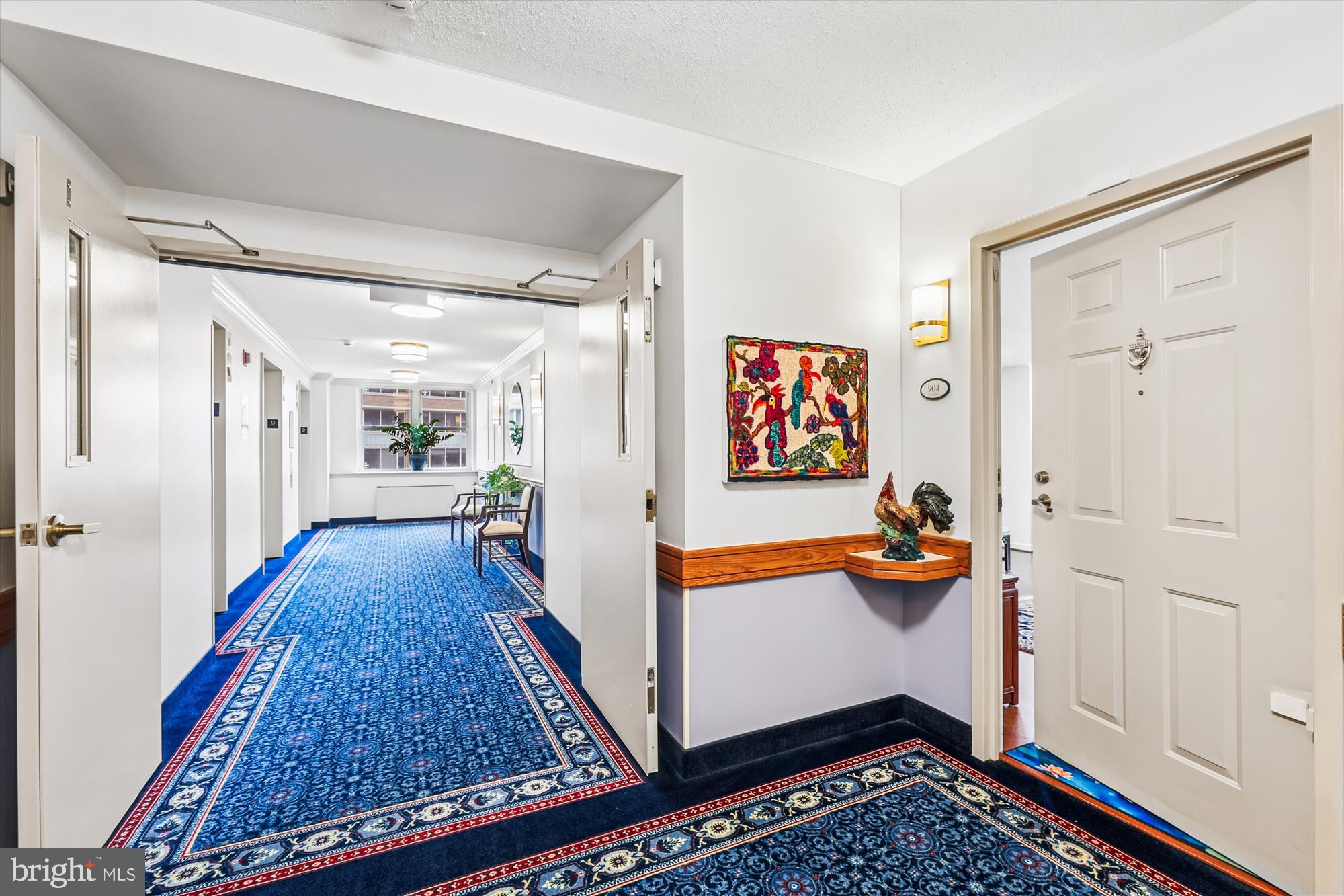 900 N TAYLOR STREET 904-06
