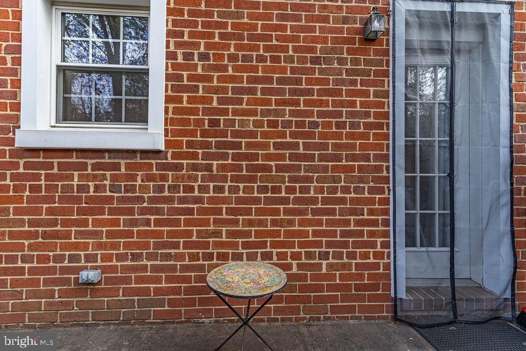 THE ARLINGTON - Residential Lease