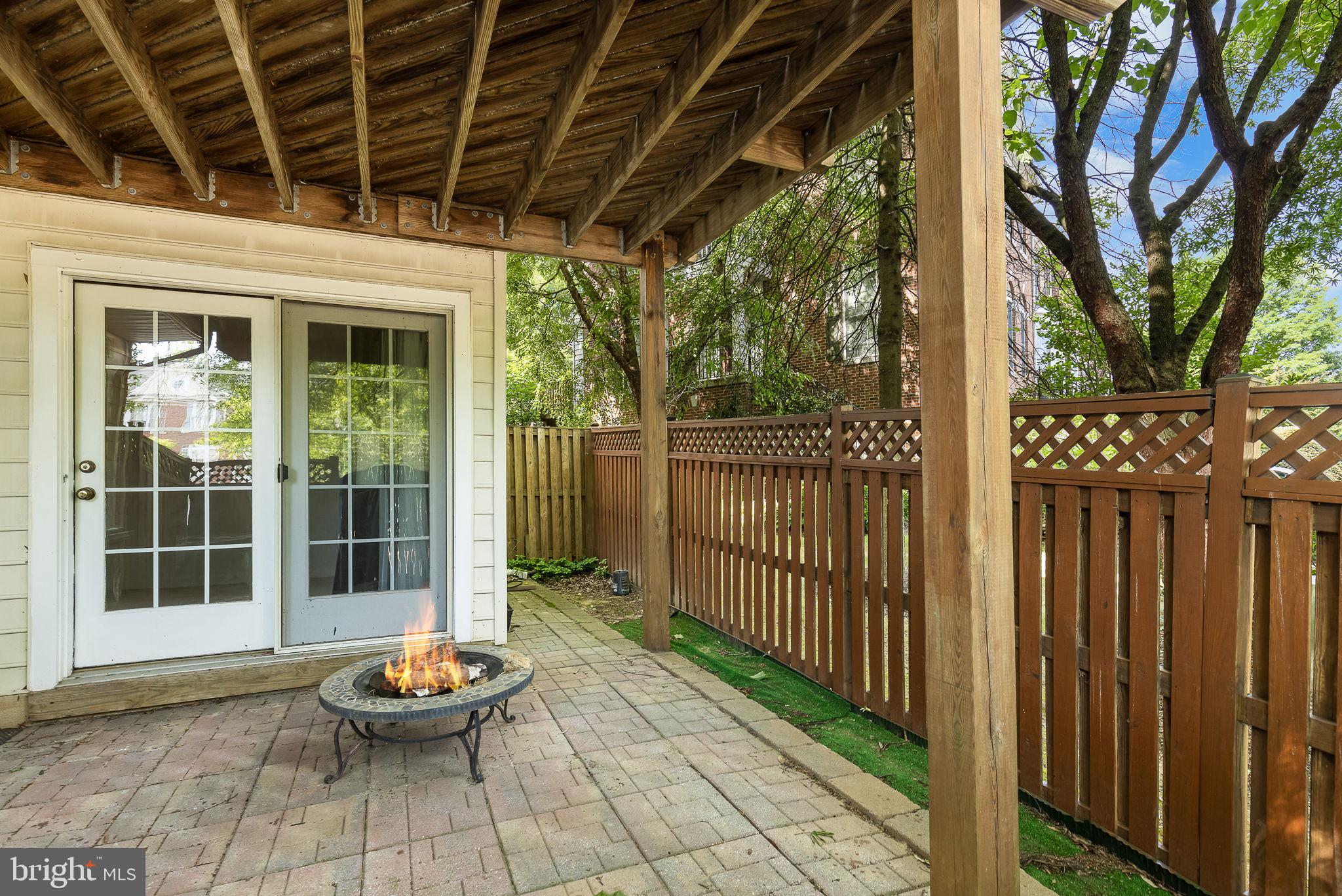 PARKSIDE AT FAIRFAX - Residential