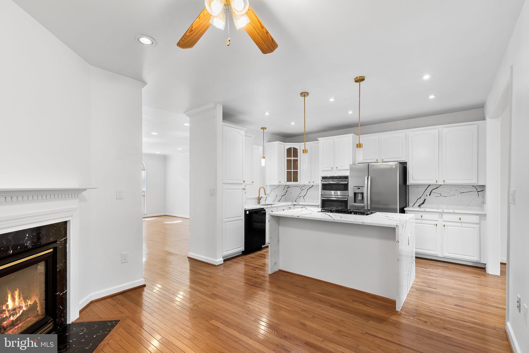 PARKSIDE AT FAIRFAX - Residential