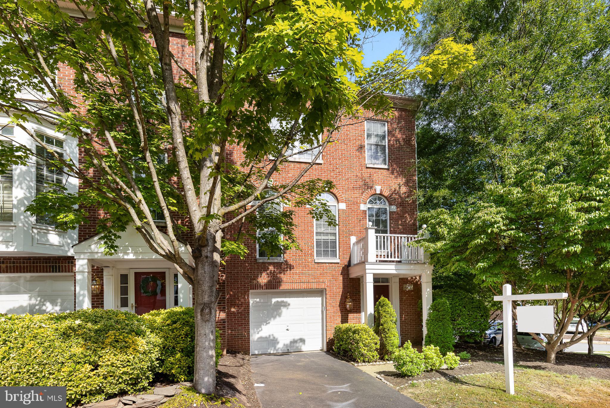 PARKSIDE AT FAIRFAX - Residential