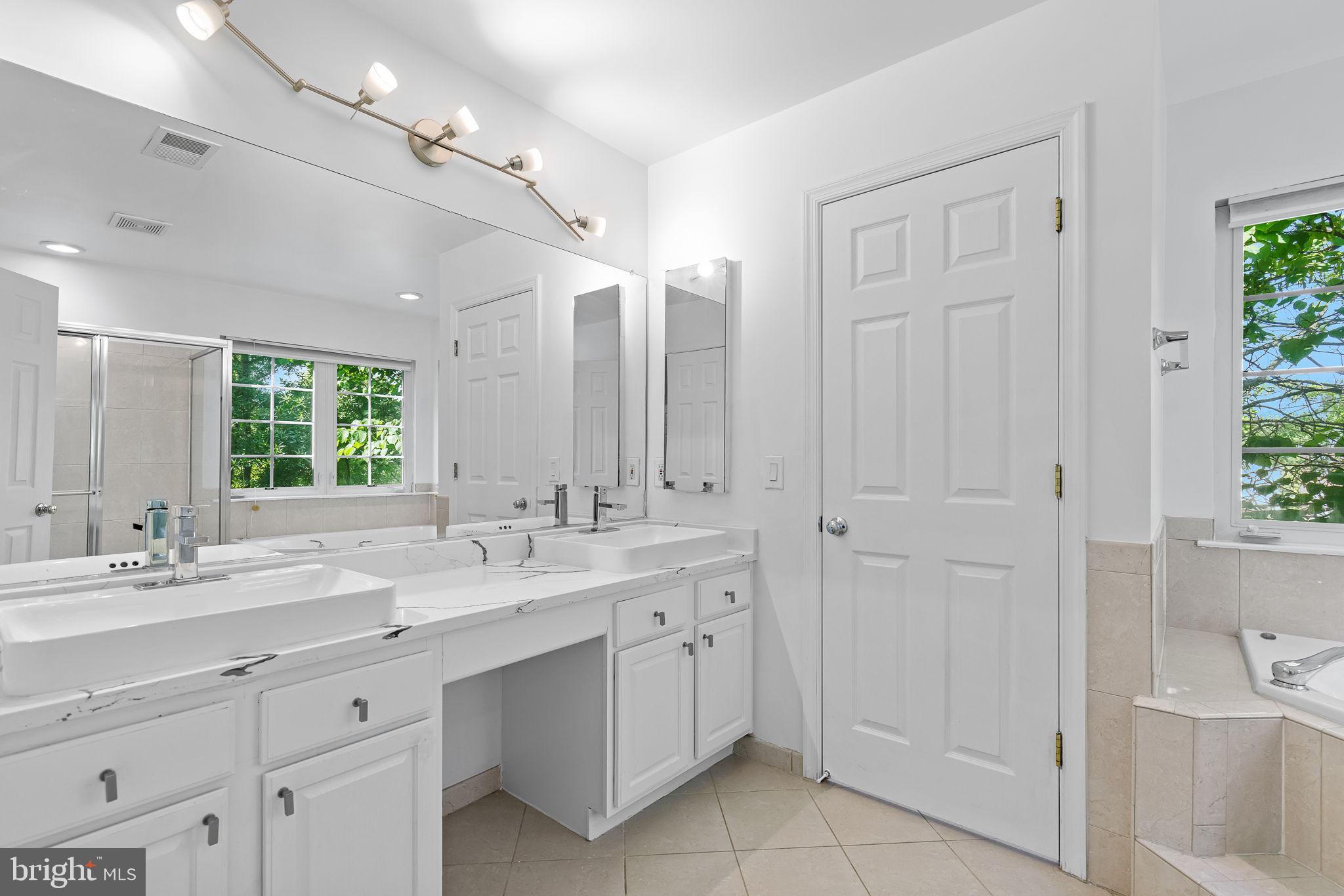 PARKSIDE AT FAIRFAX - Residential