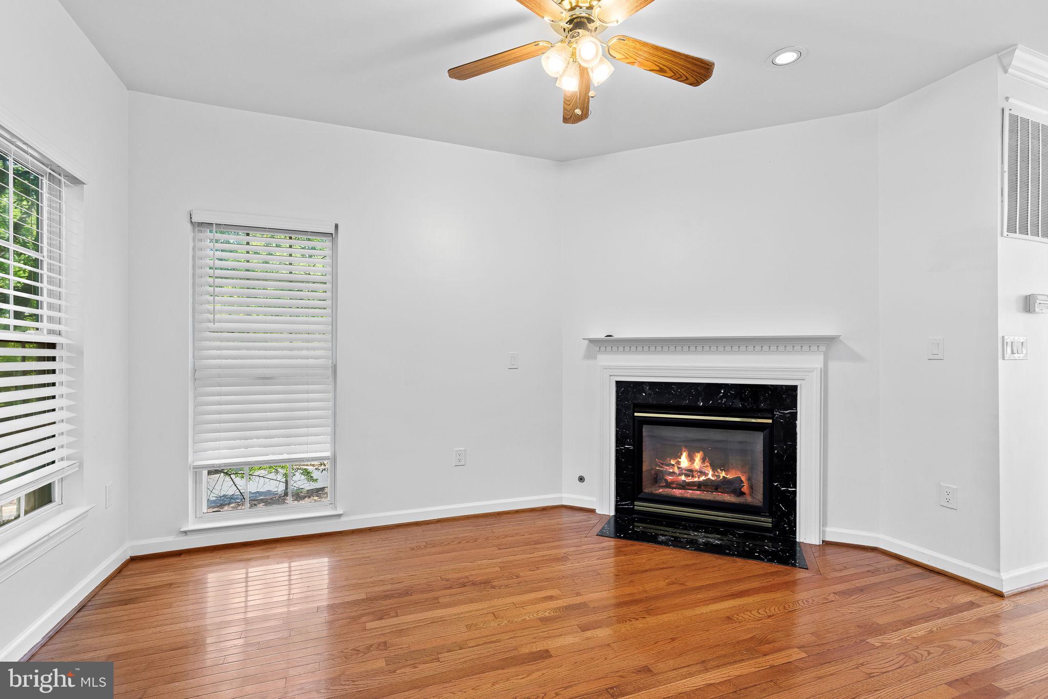 PARKSIDE AT FAIRFAX - Residential