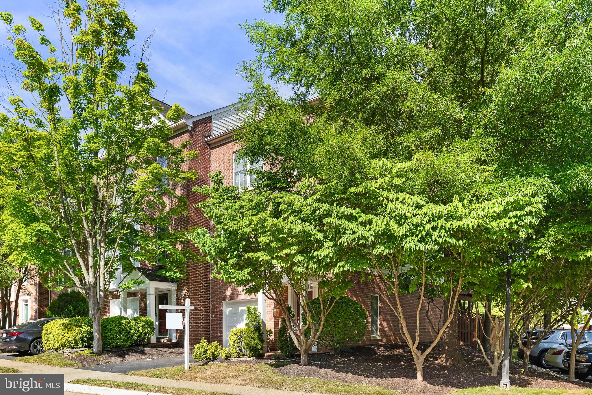 PARKSIDE AT FAIRFAX - Residential