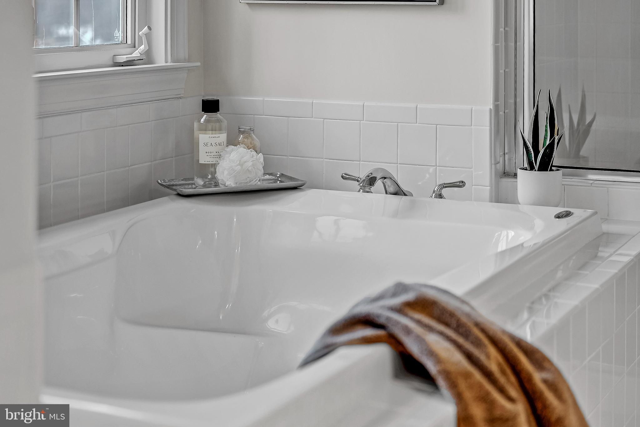 LENAH RUN - Residential