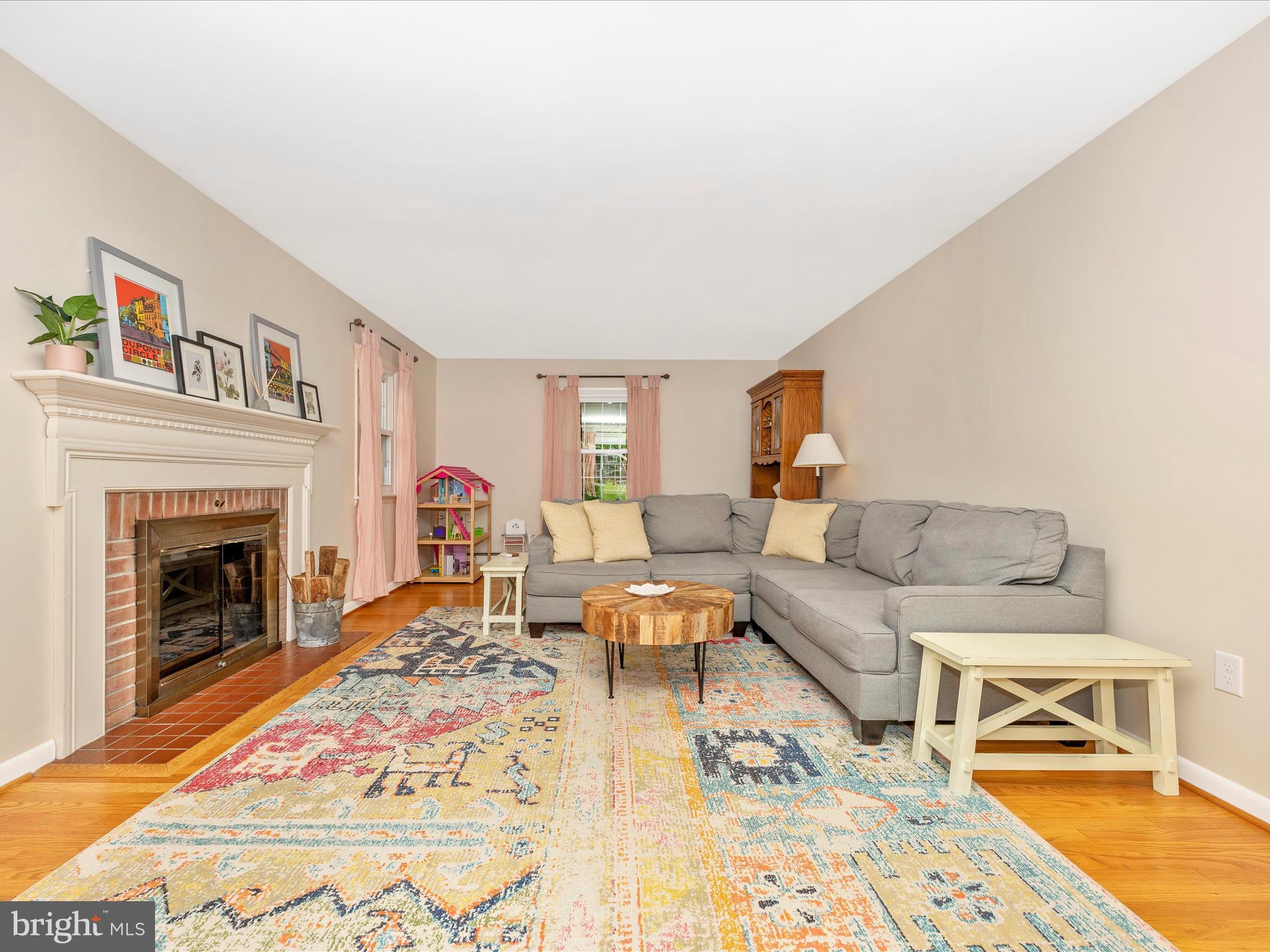 WEST HILLS - Residential