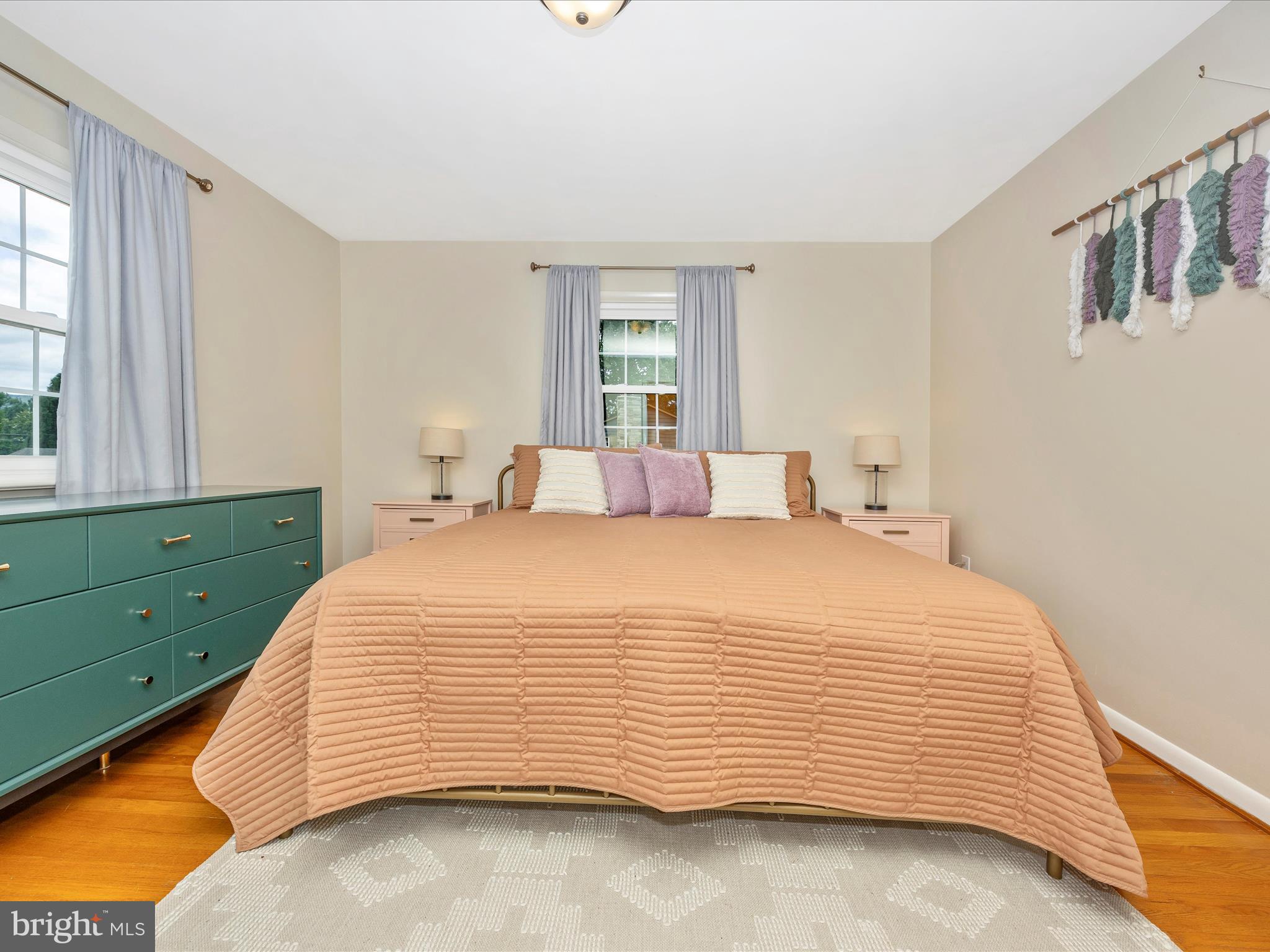 WEST HILLS - Residential