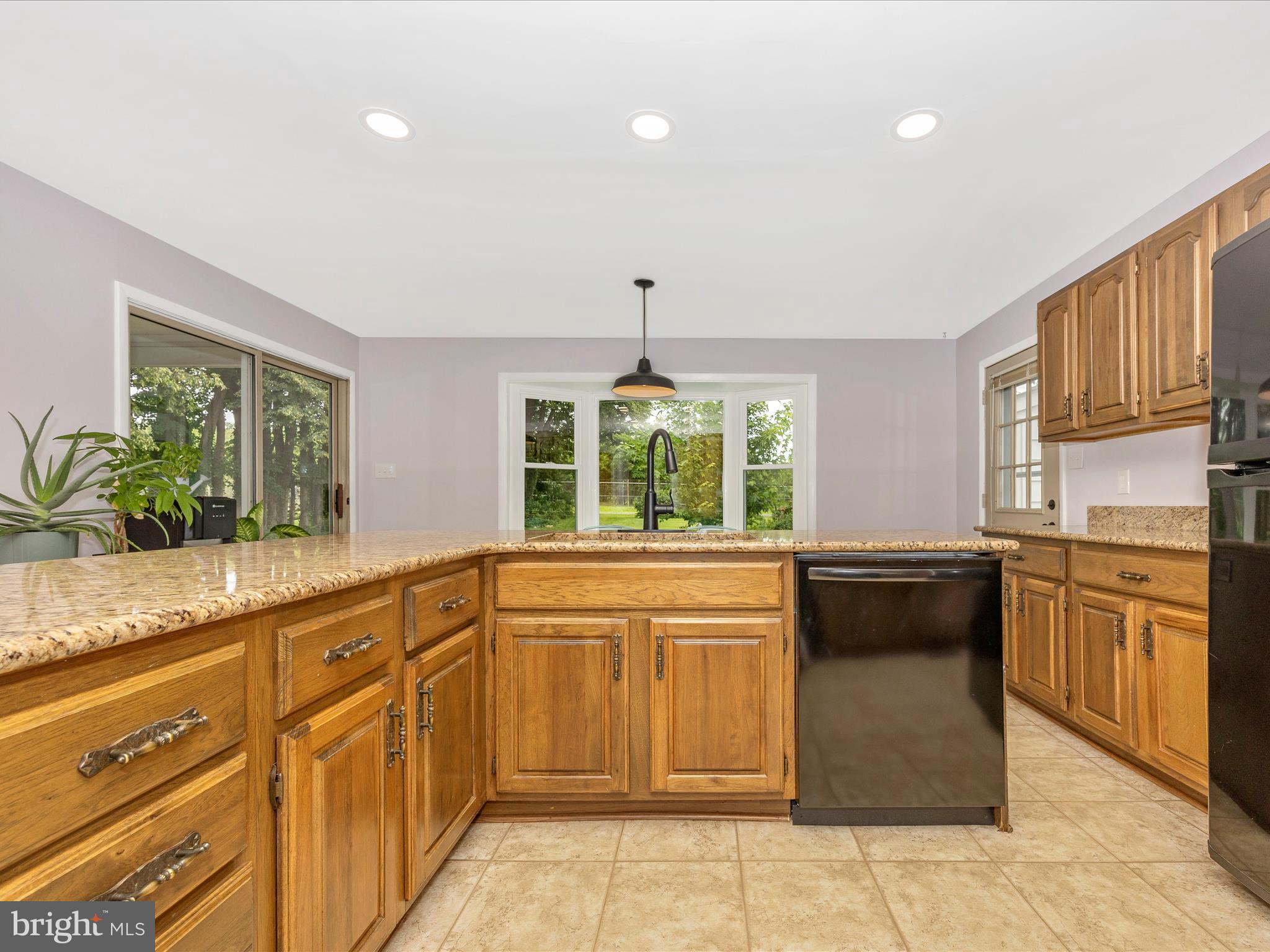 WEST HILLS - Residential