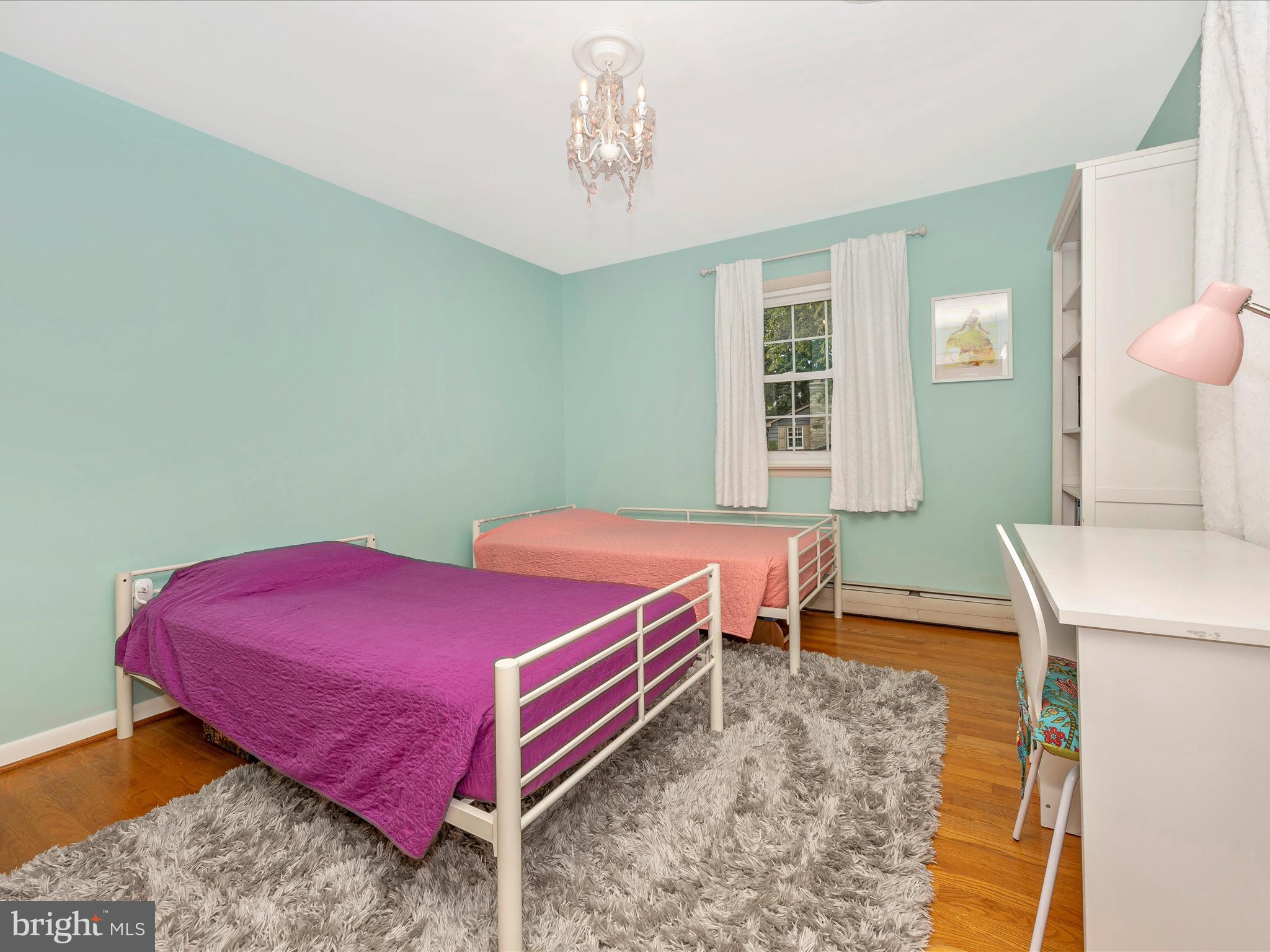 WEST HILLS - Residential