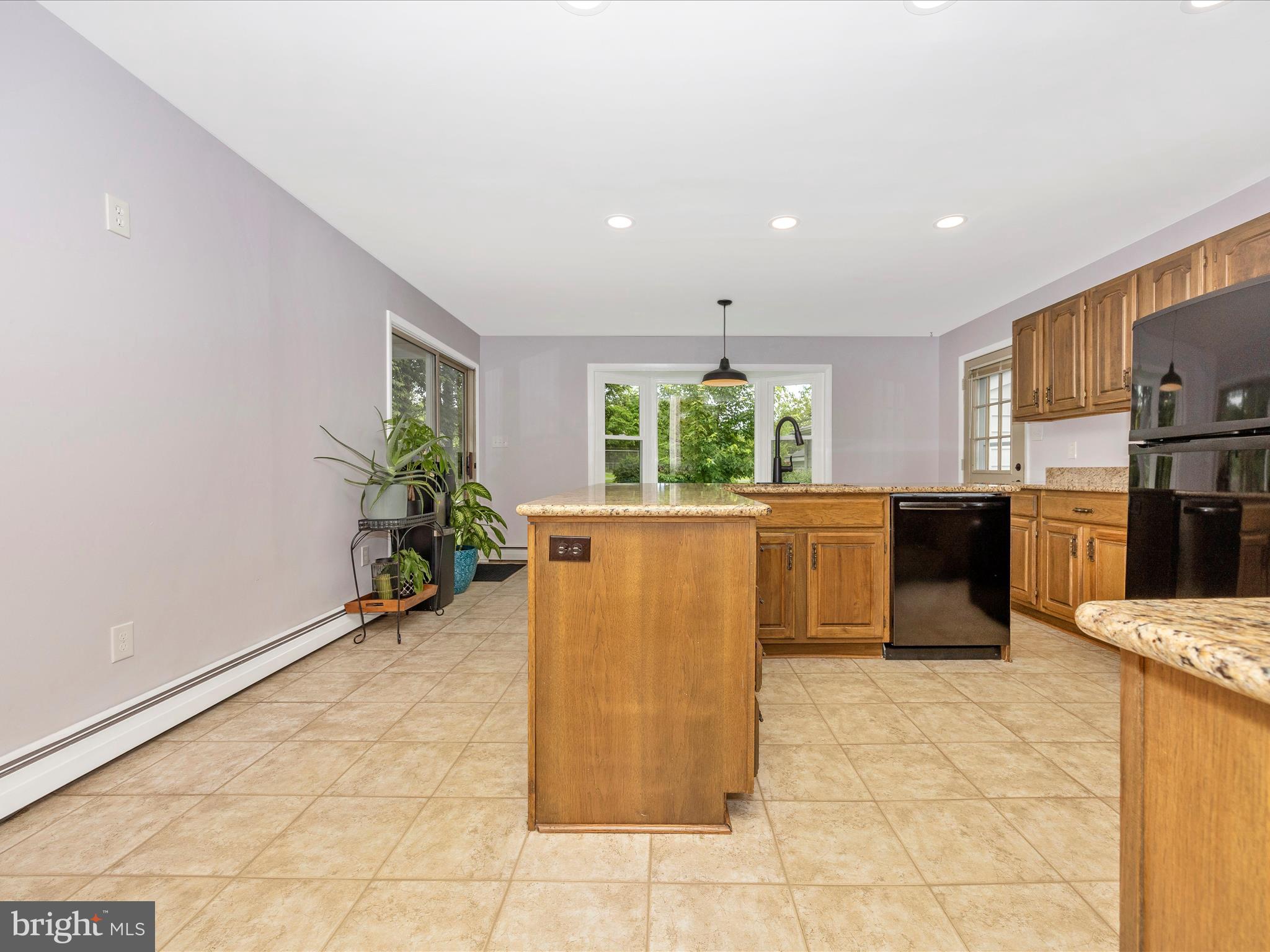 WEST HILLS - Residential