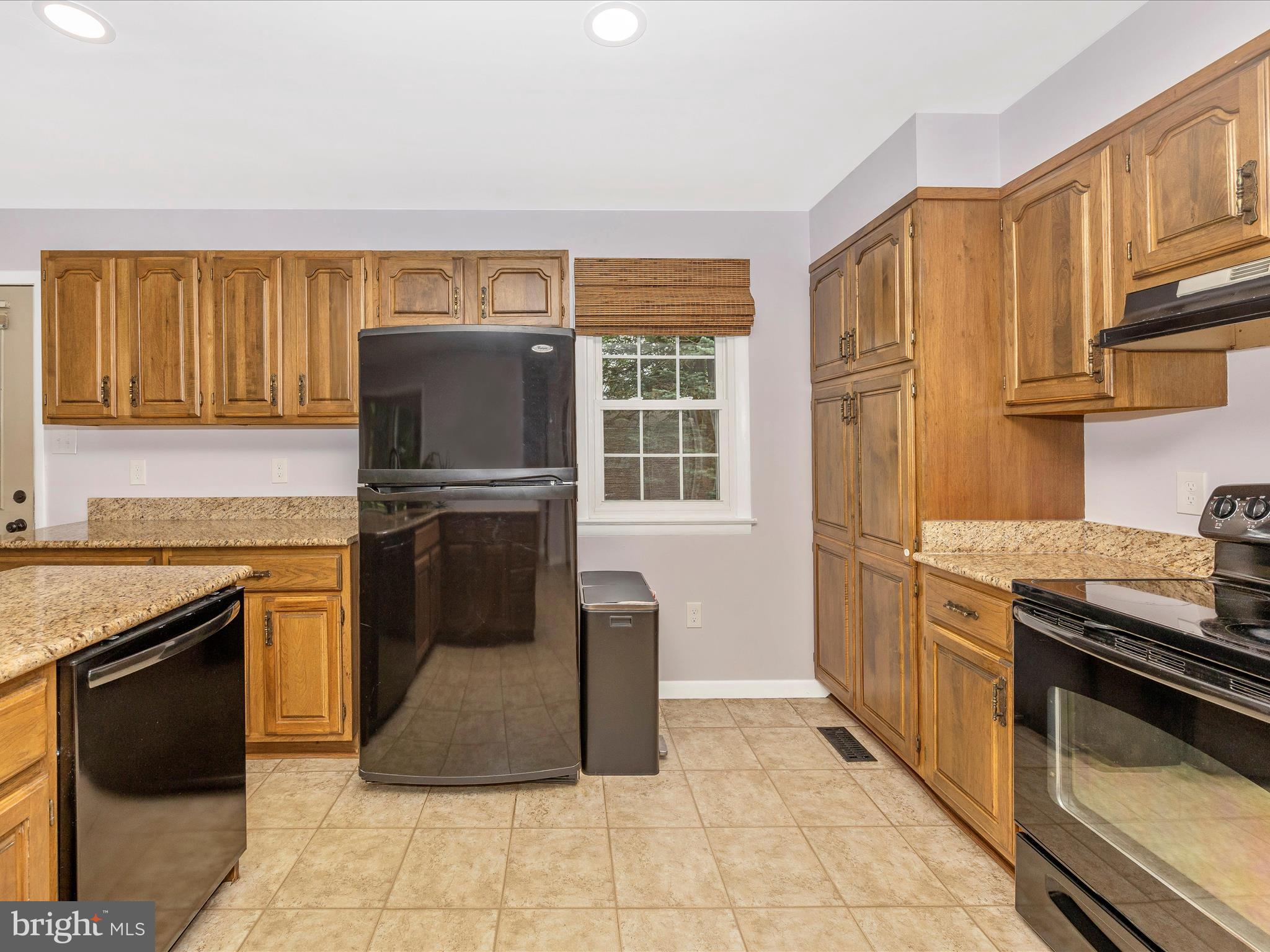 WEST HILLS - Residential