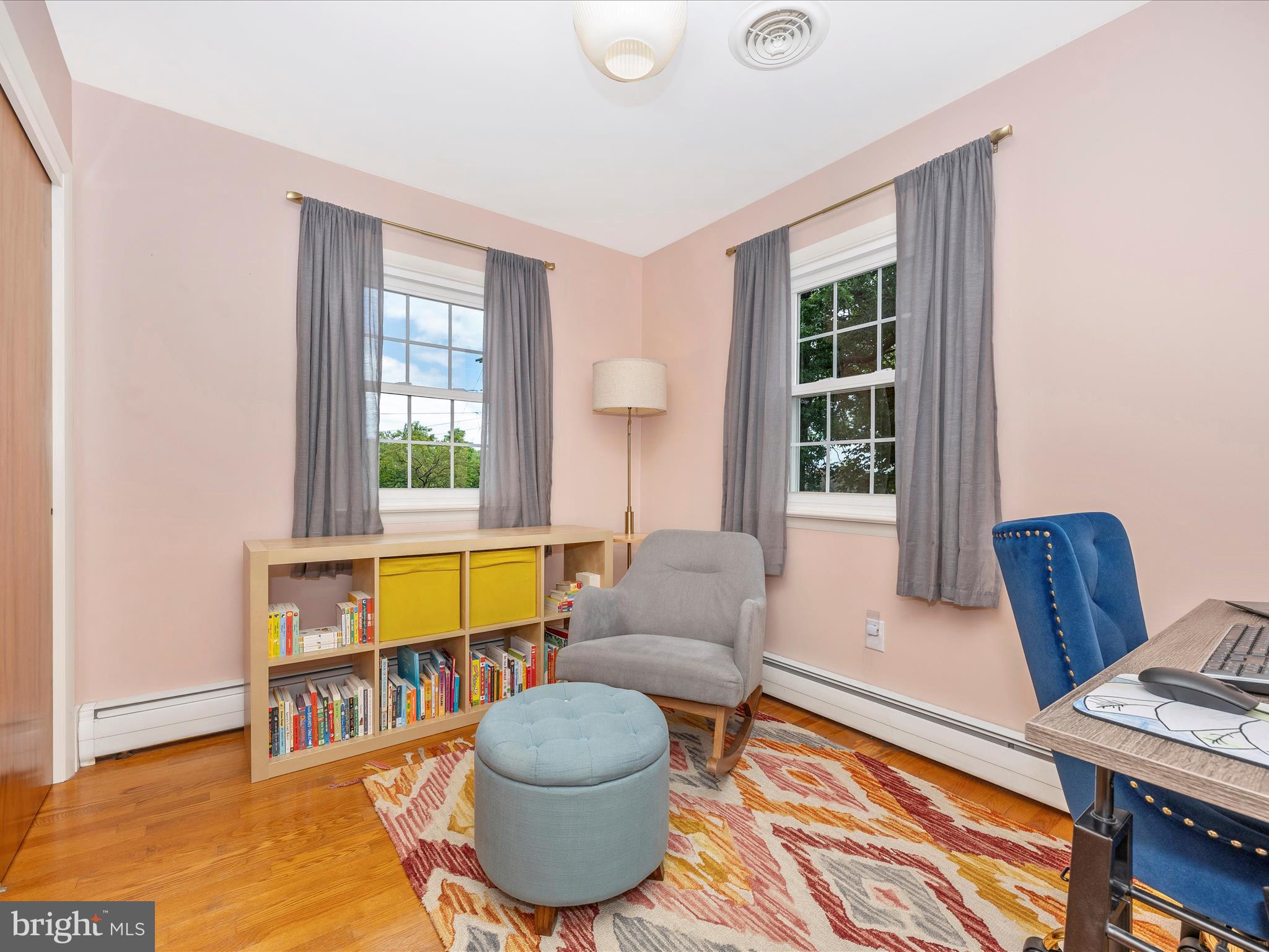 WEST HILLS - Residential