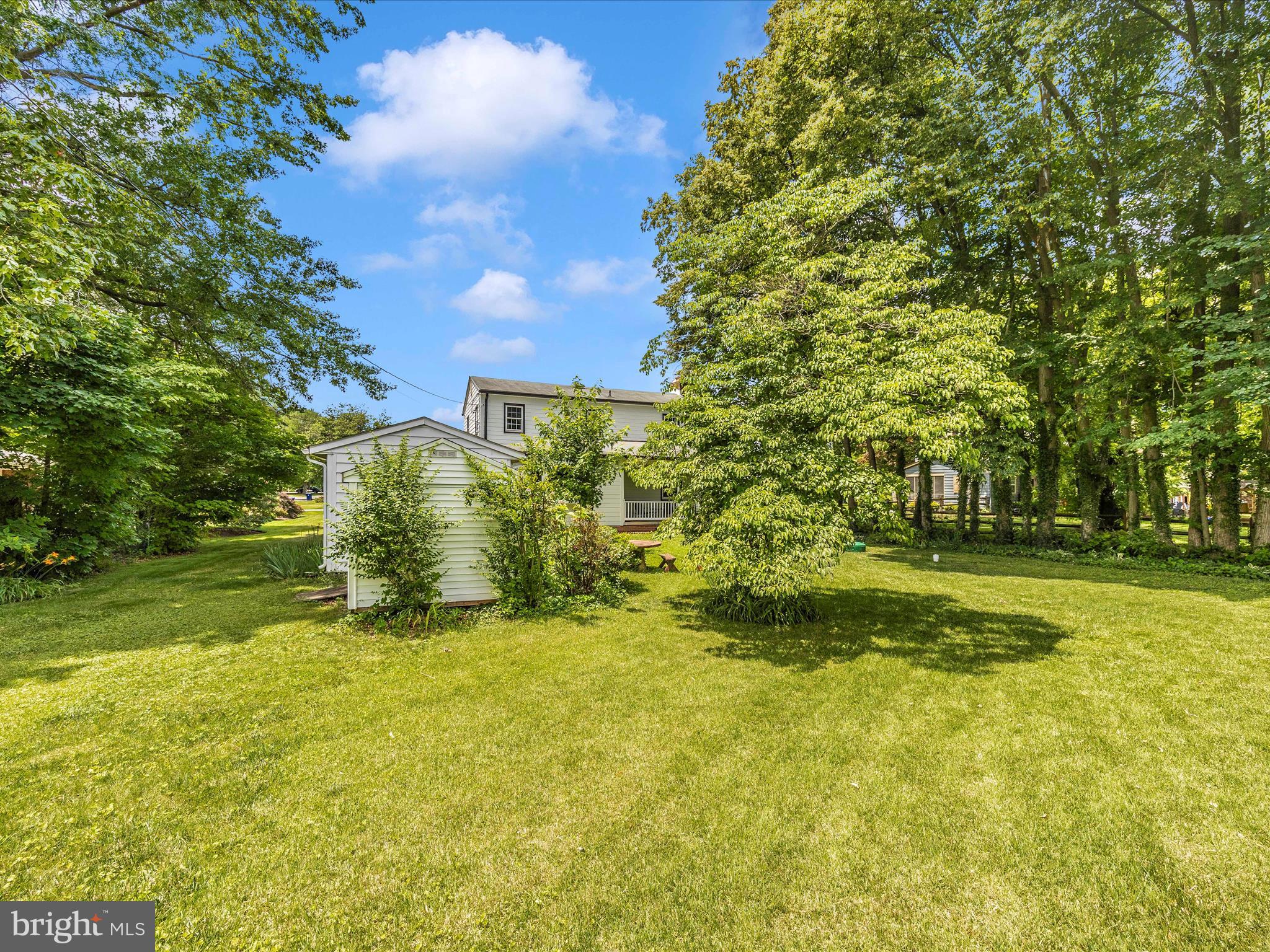 WEST HILLS - Residential