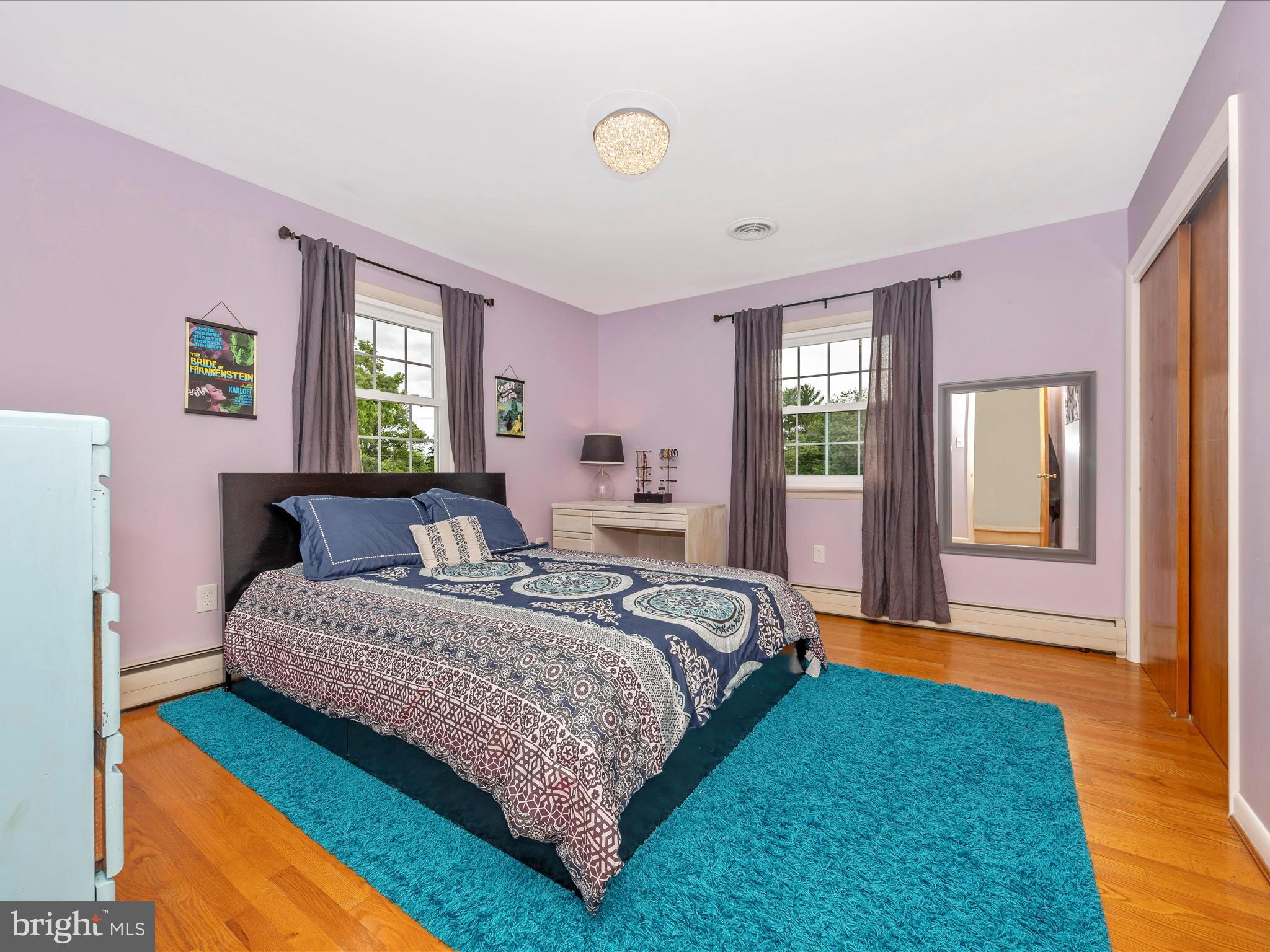 WEST HILLS - Residential