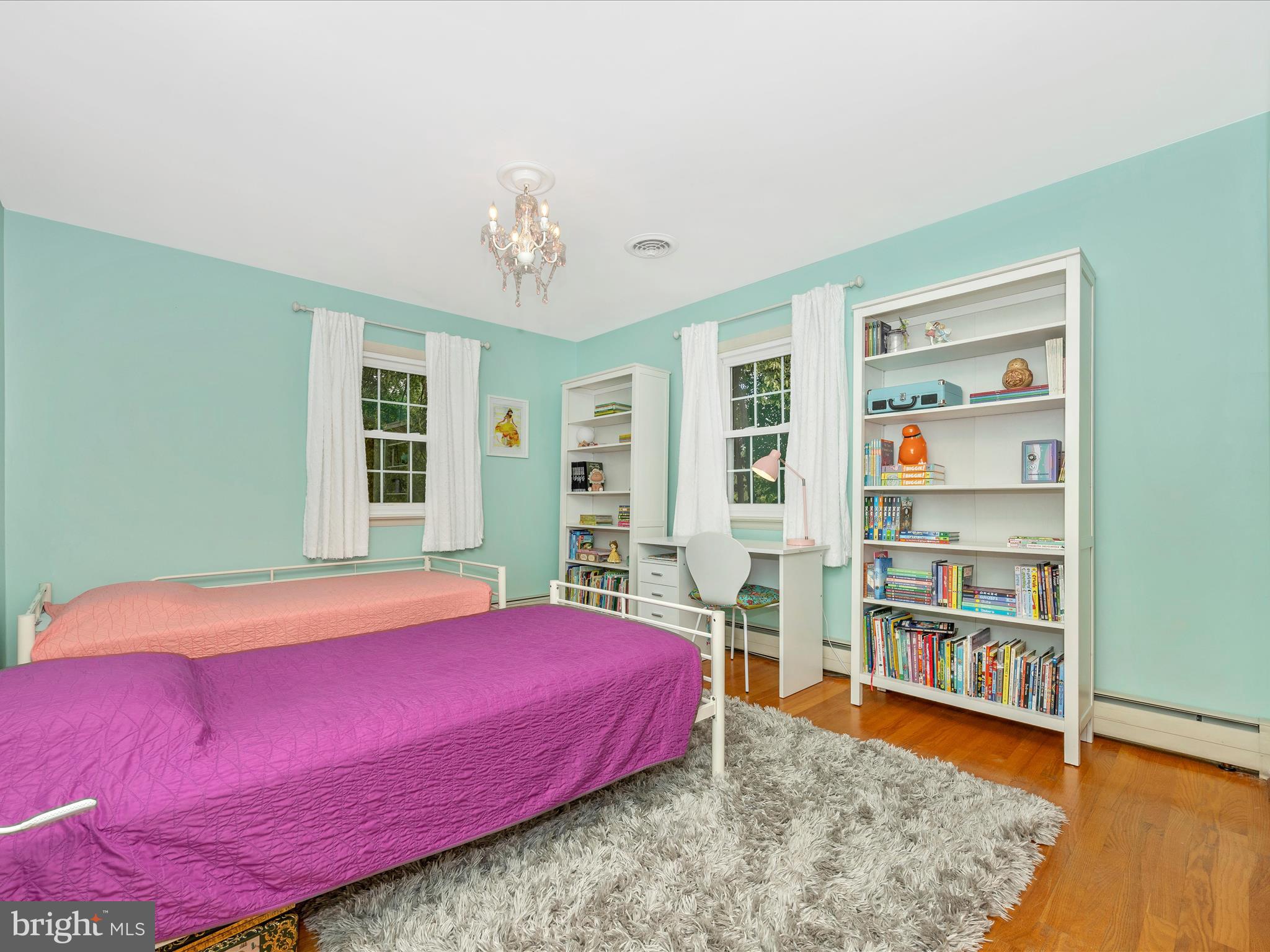 WEST HILLS - Residential