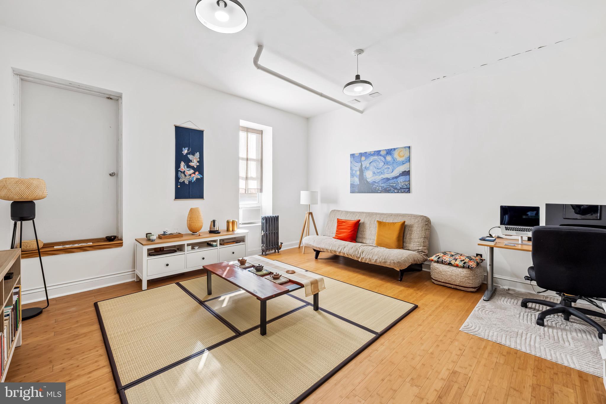 HIGHLANDTOWN - Residential