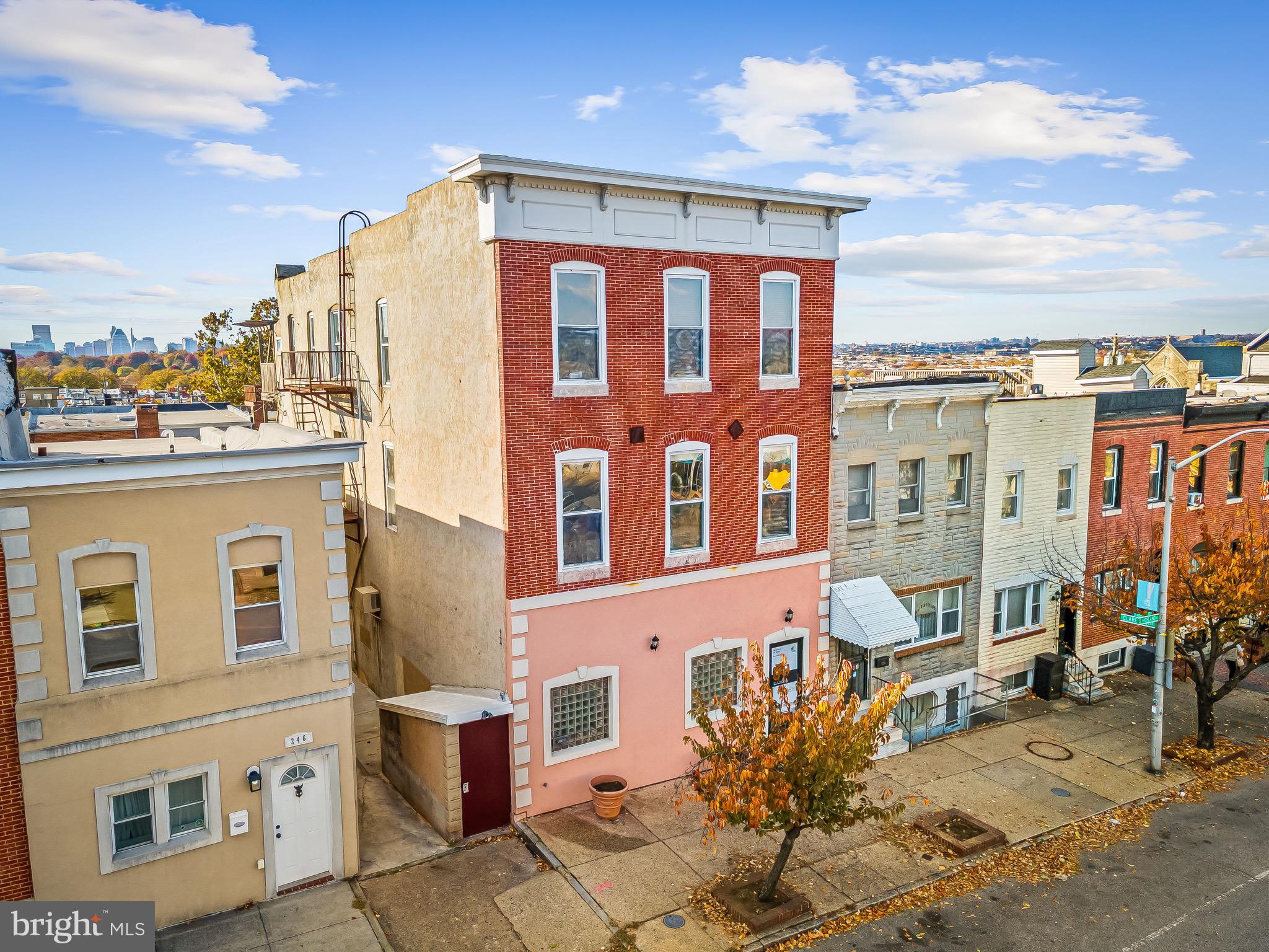 HIGHLANDTOWN - Residential