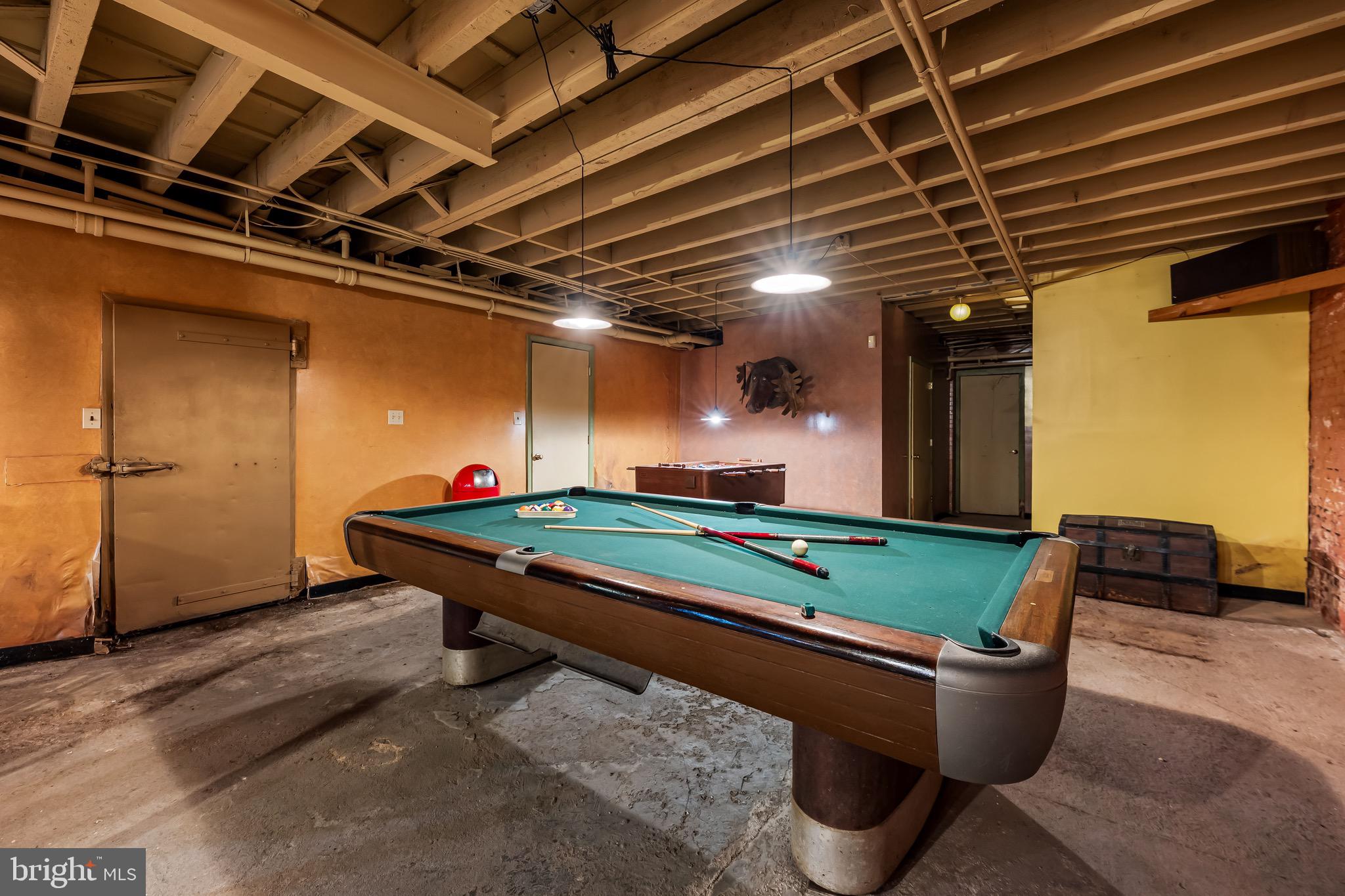 HIGHLANDTOWN - Residential