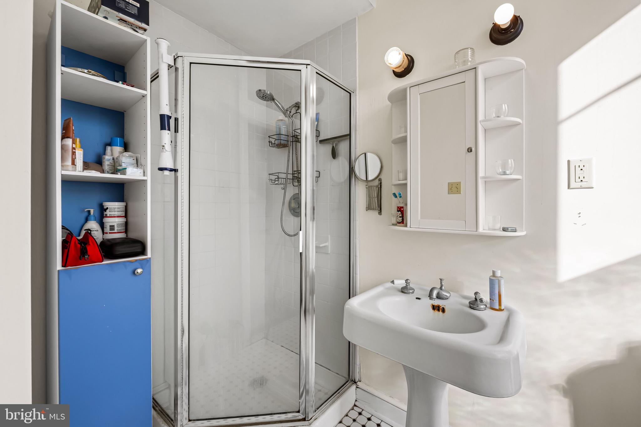 HIGHLANDTOWN - Residential