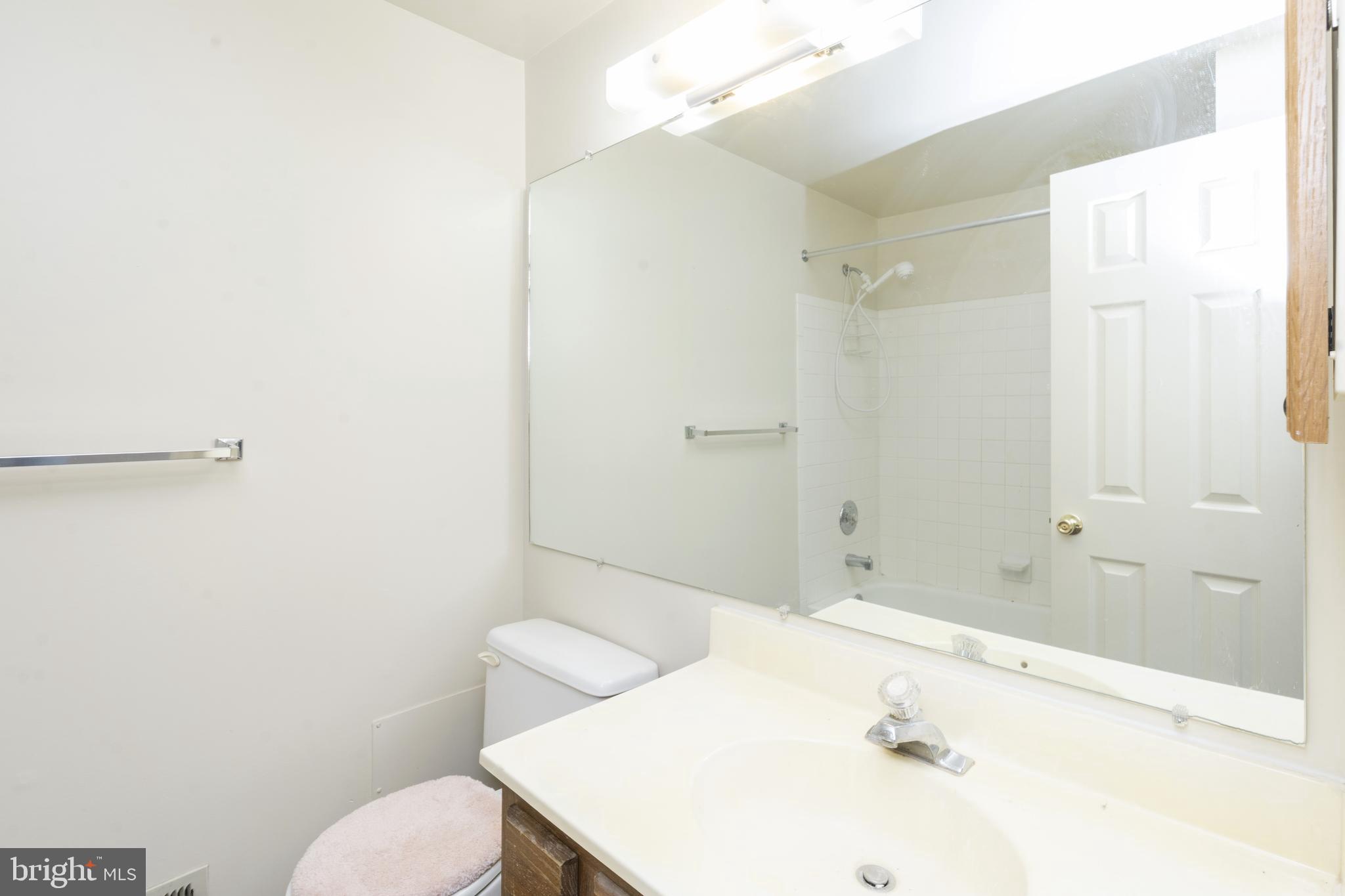 VILLAGE OF THOMAS RUN - Residential