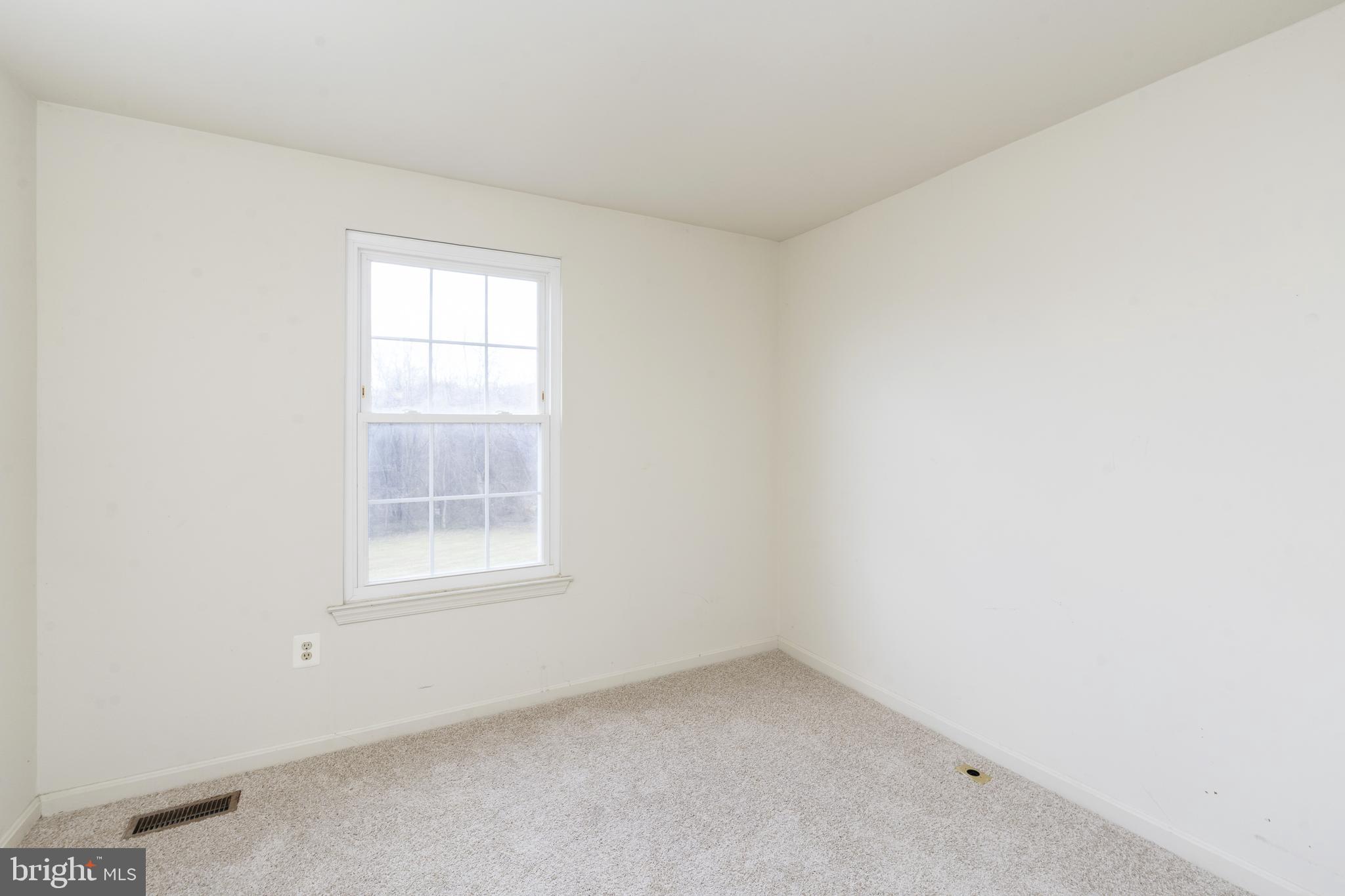 VILLAGE OF THOMAS RUN - Residential