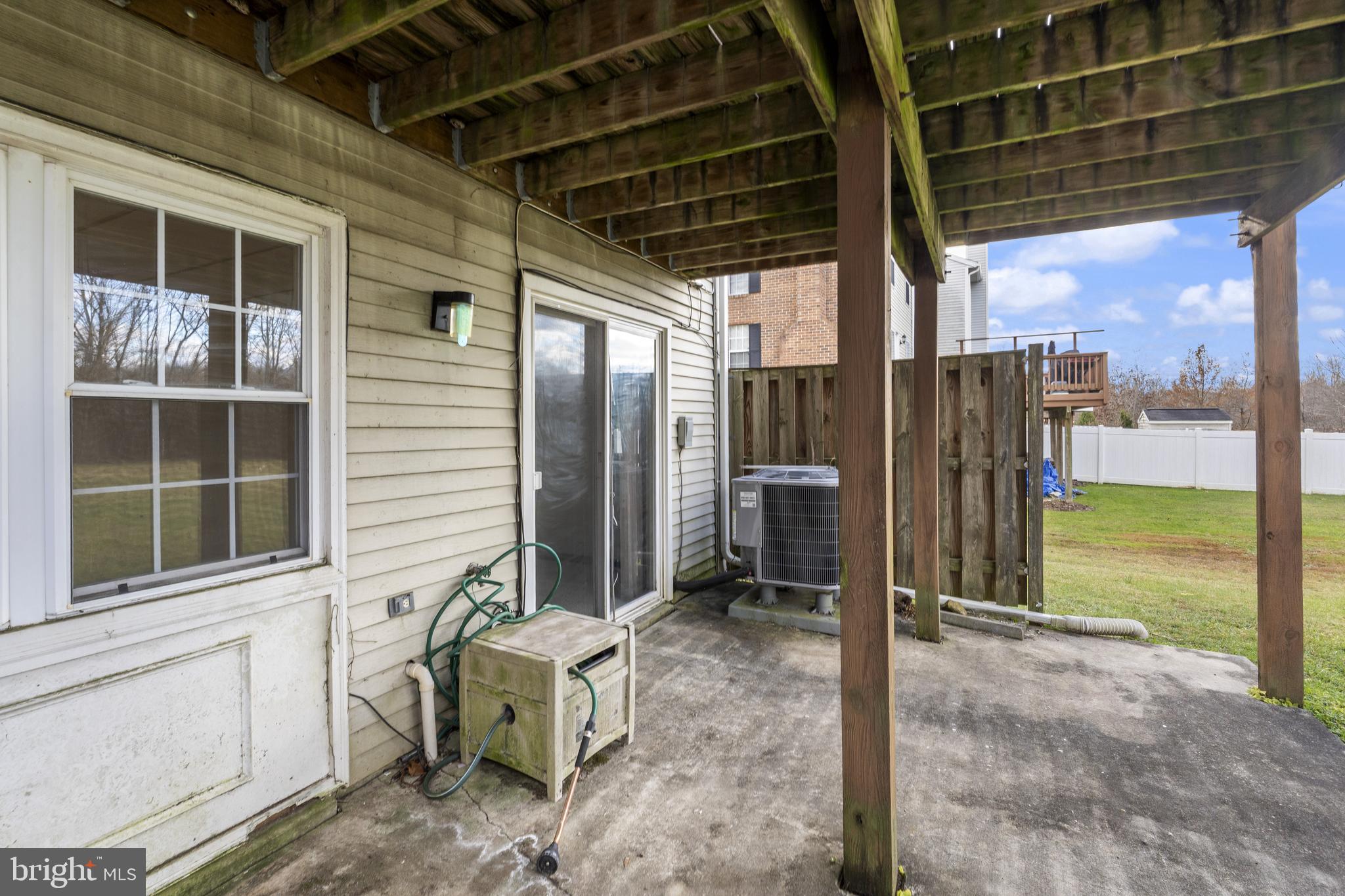 VILLAGE OF THOMAS RUN - Residential