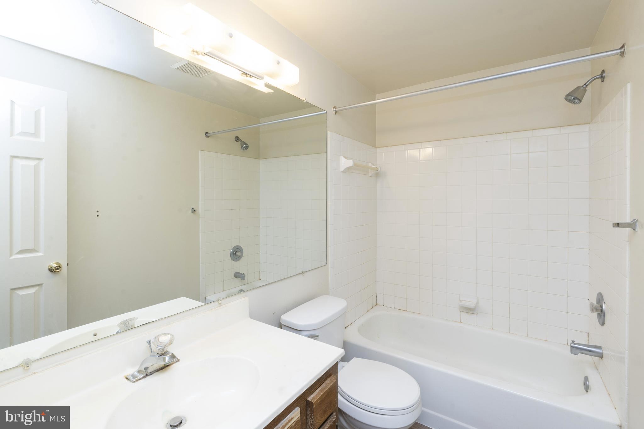 VILLAGE OF THOMAS RUN - Residential