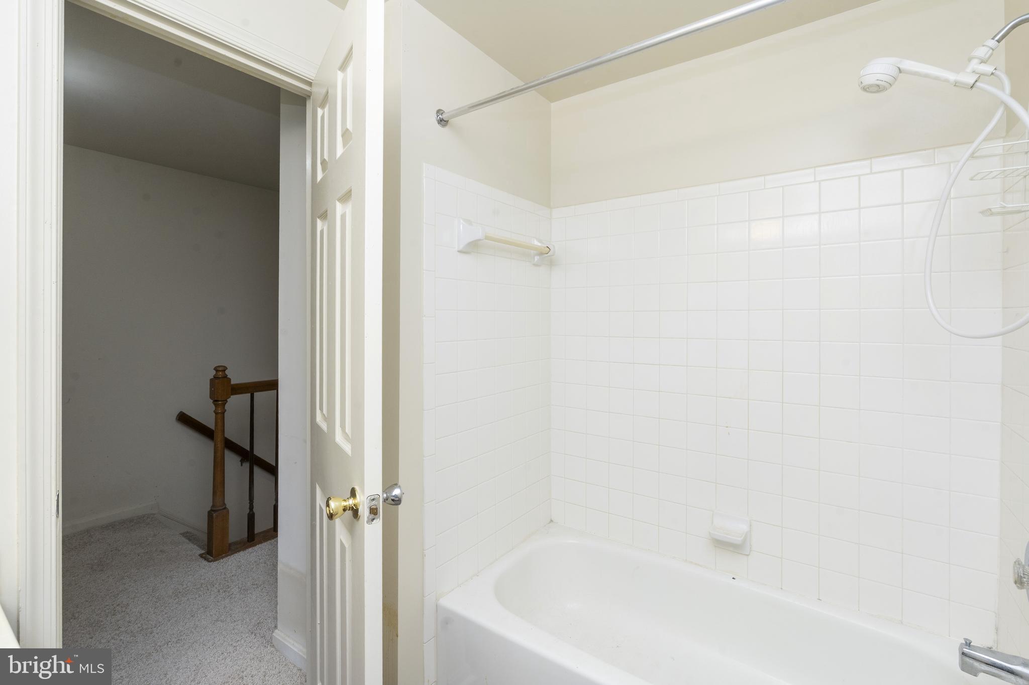 VILLAGE OF THOMAS RUN - Residential