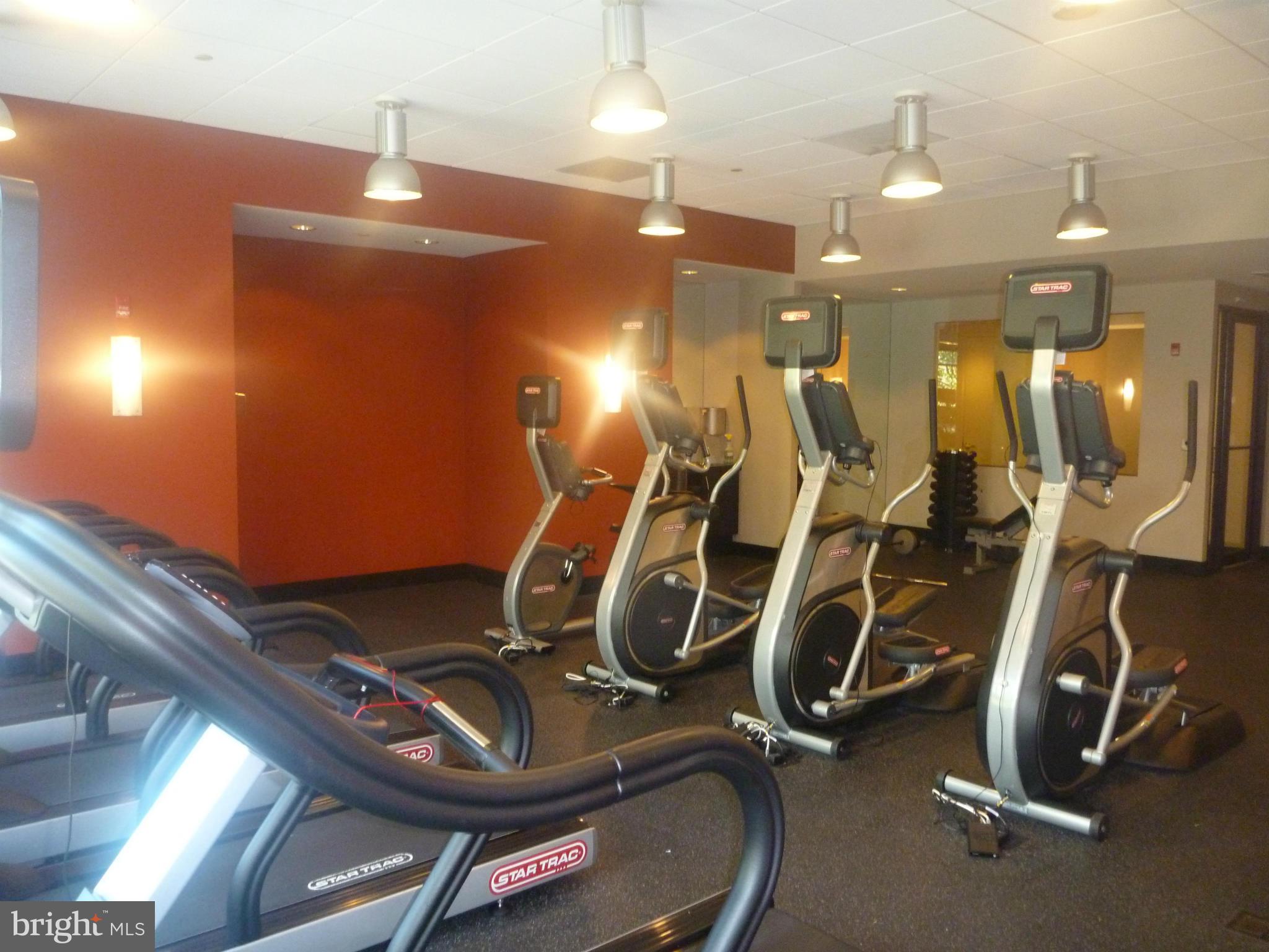 ONE NATIONAL HARBOR CONDOMINIUM - Residential Lease