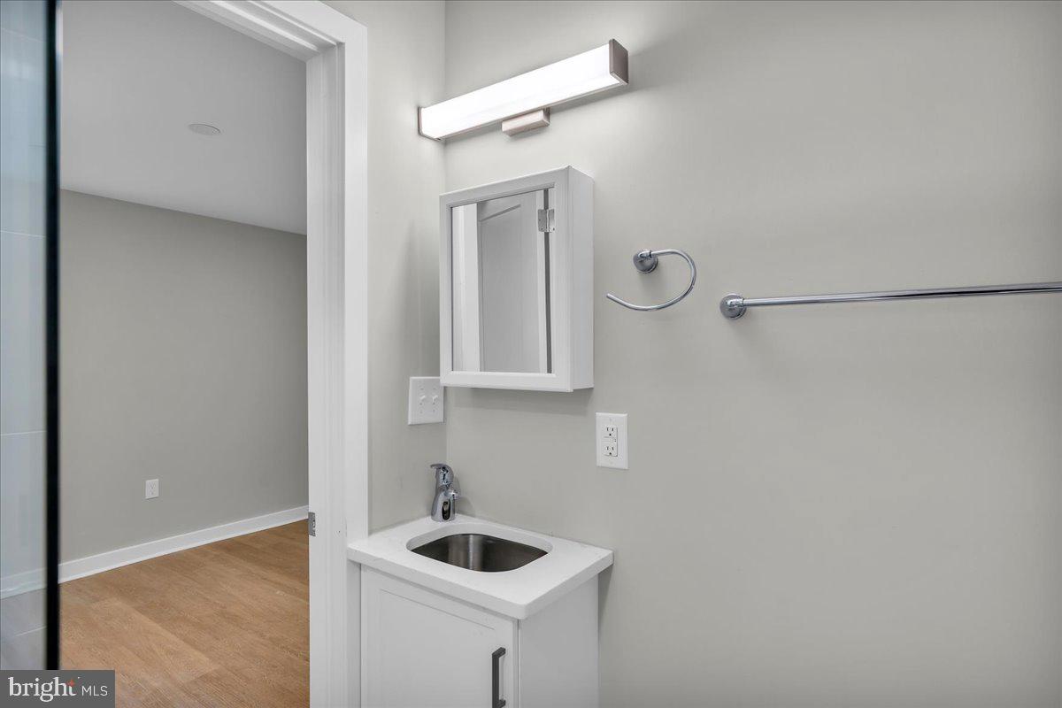 NORRIS SQUARE - Residential Income