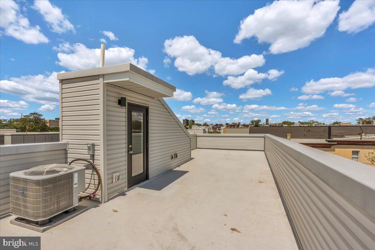 NORRIS SQUARE - Residential Income