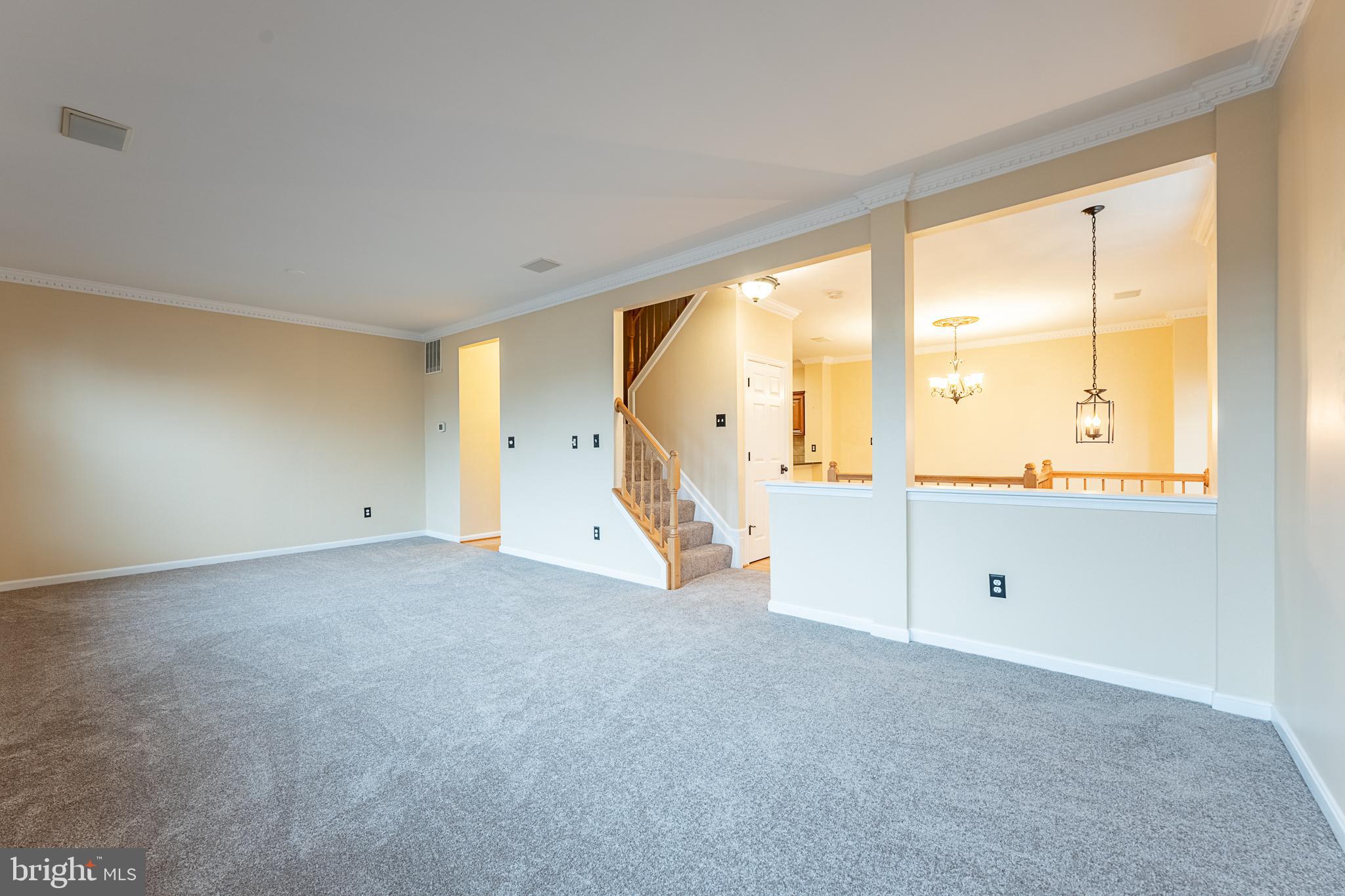 POTOMAC LAKES - Residential Lease