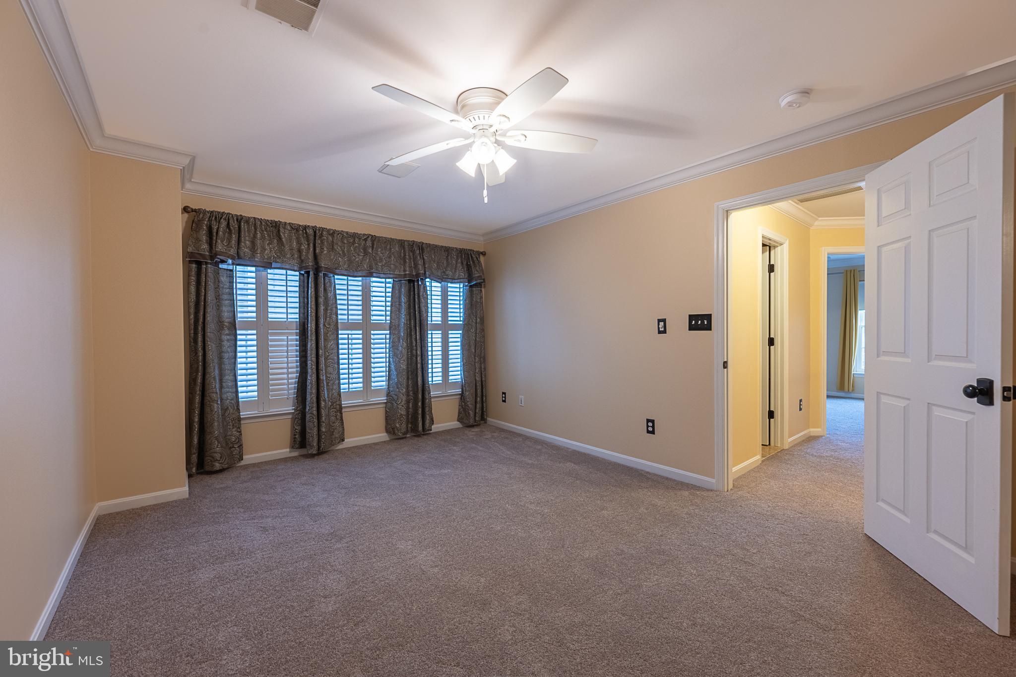 POTOMAC LAKES - Residential Lease